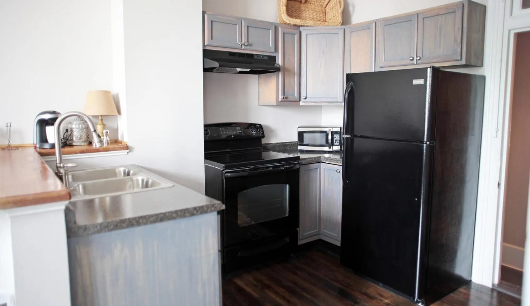 Kitchen or kitchenette in Hotel Laurance