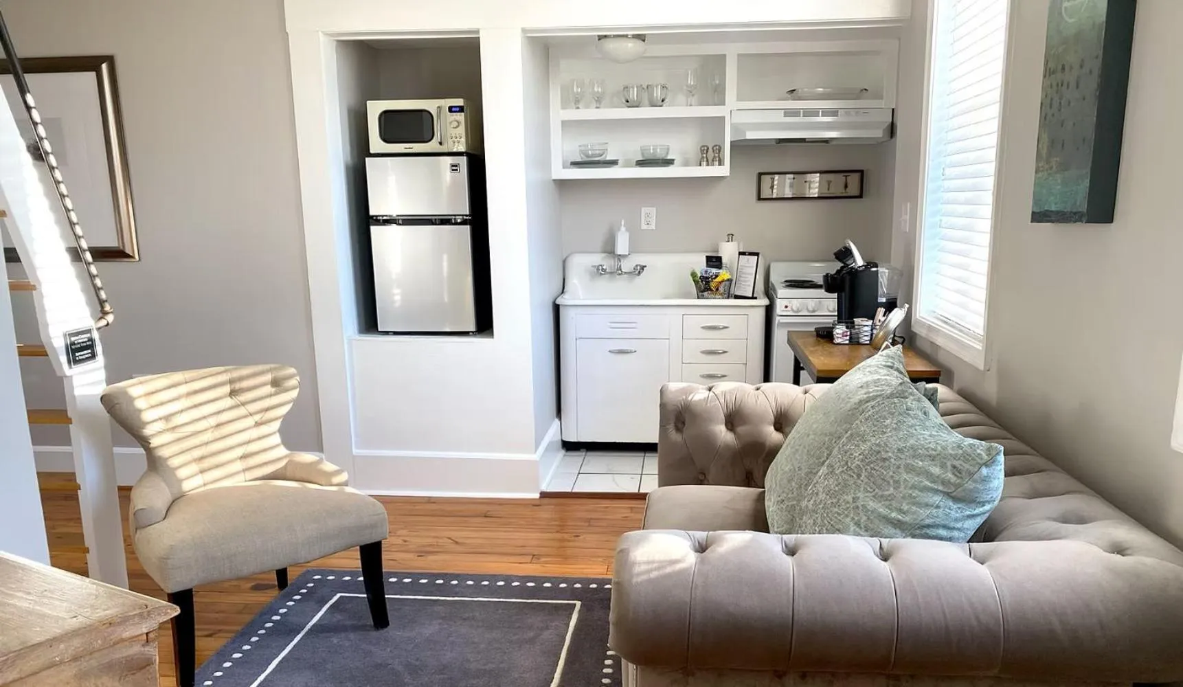 Coffee/tea facilities in Hotel Laurance