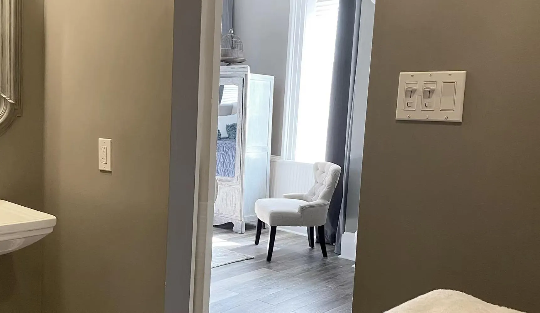 Seating area in Hotel Laurance