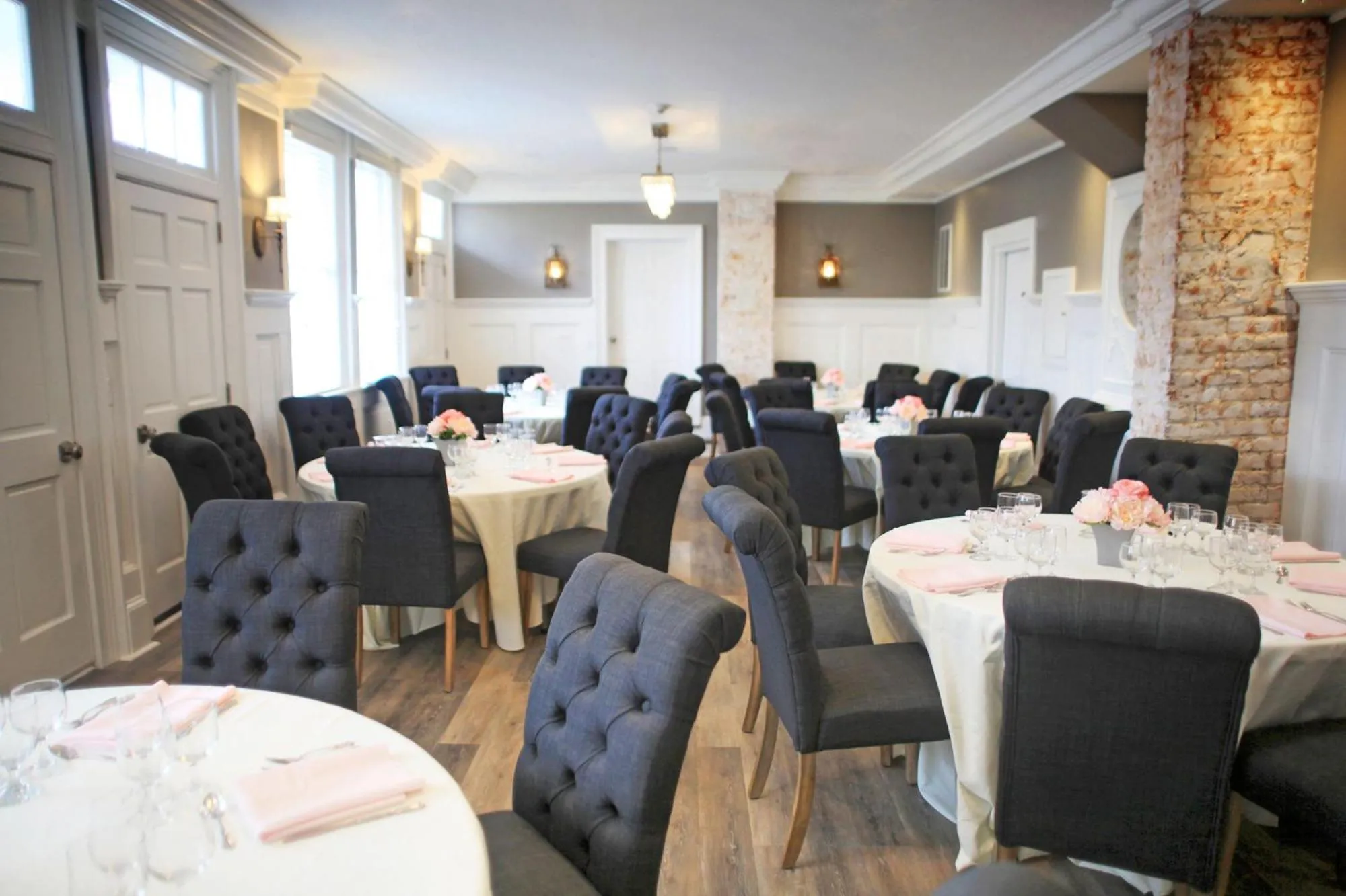 Banquet/Function facilities in Hotel Laurance