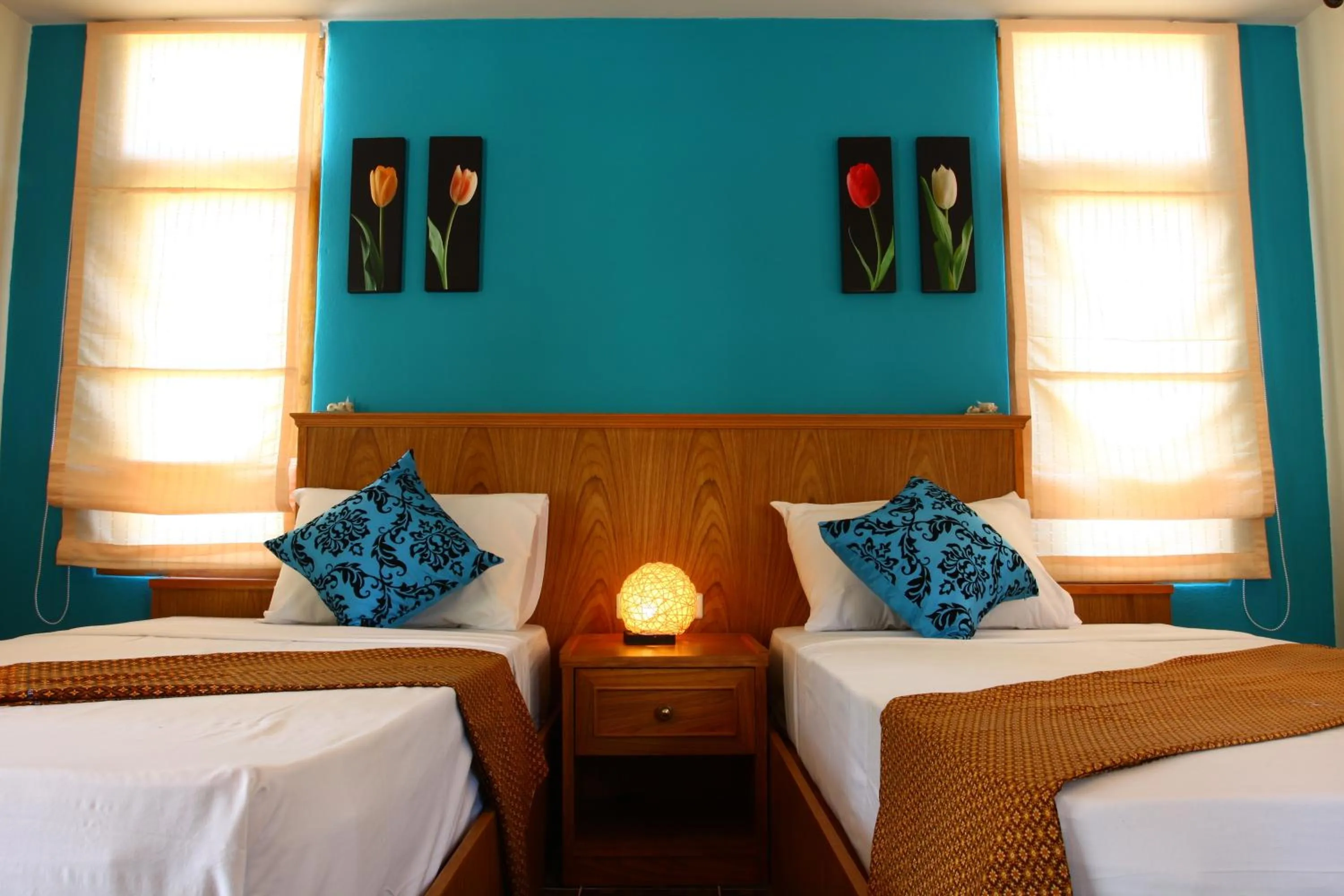 Bedroom, Bed in Phalarn Inn Resort