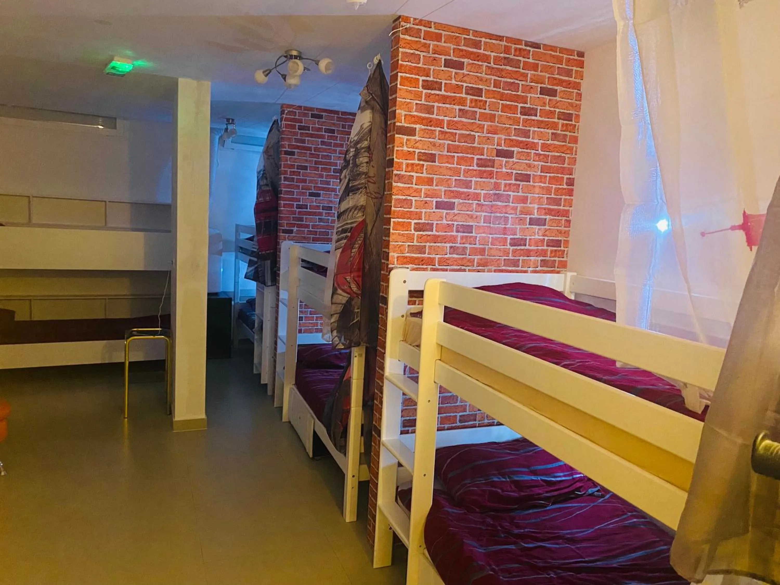 Hostel OT