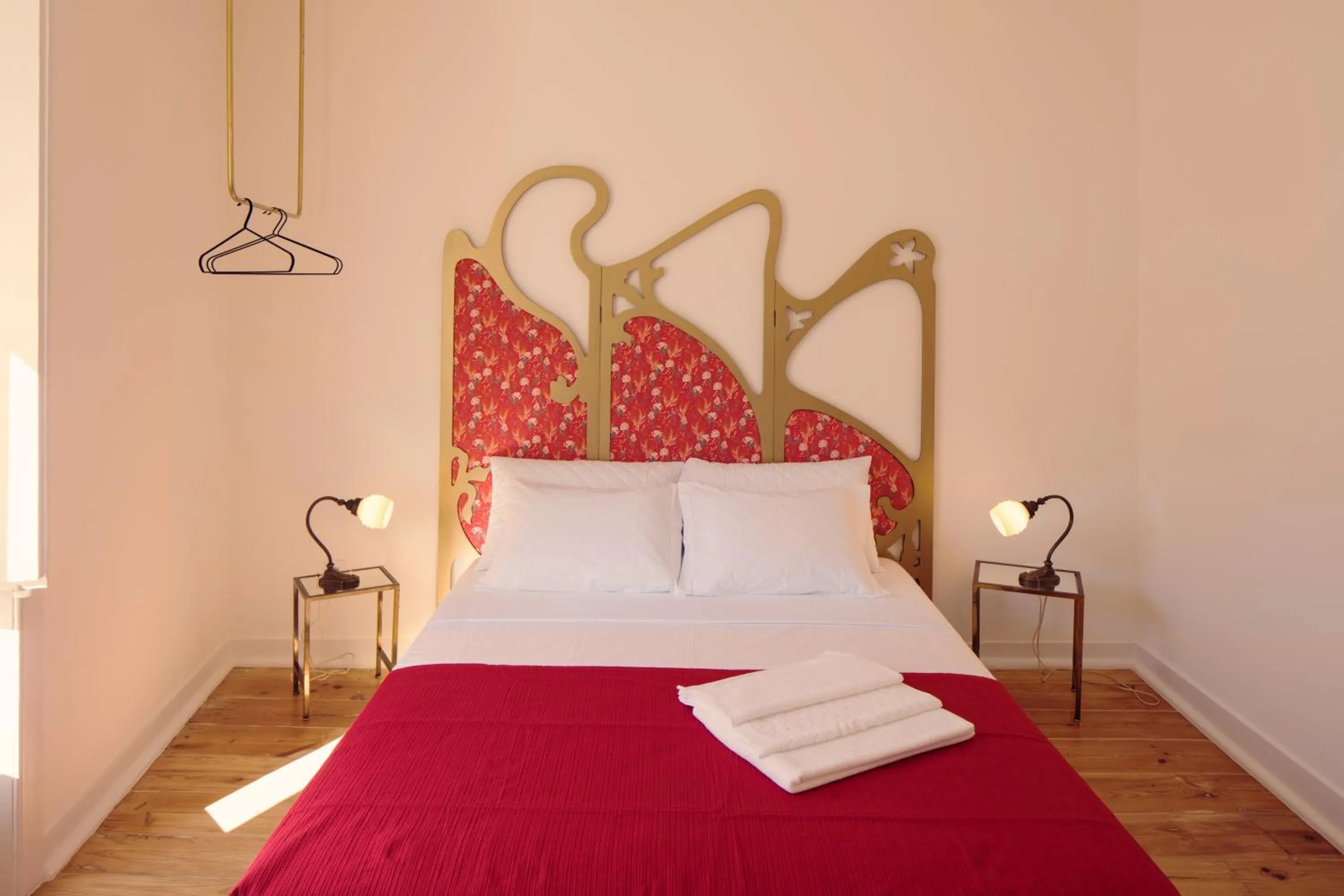 Bed in Lisbon Calling Rooms & Studio