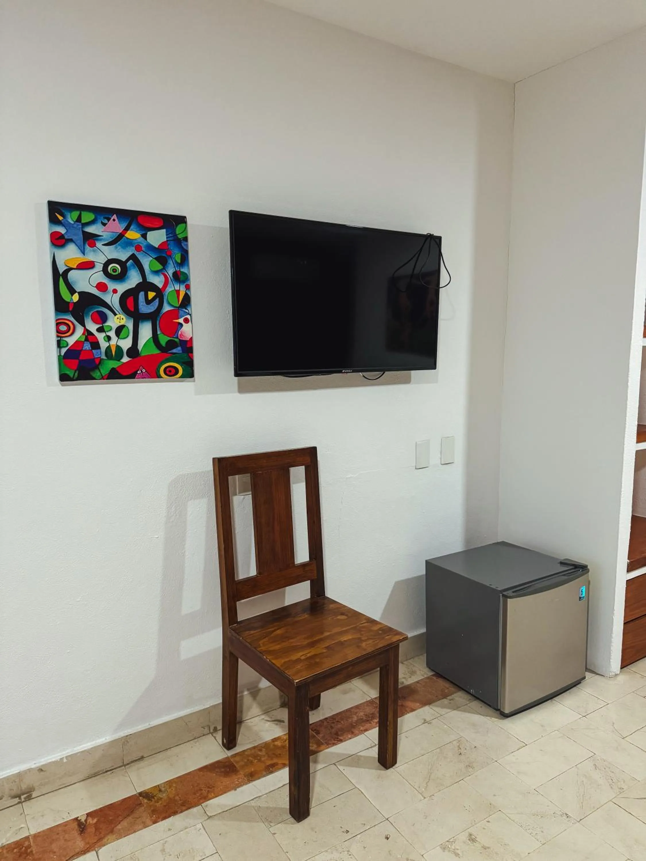 TV and multimedia in Illusion Boutique "Near Beach"