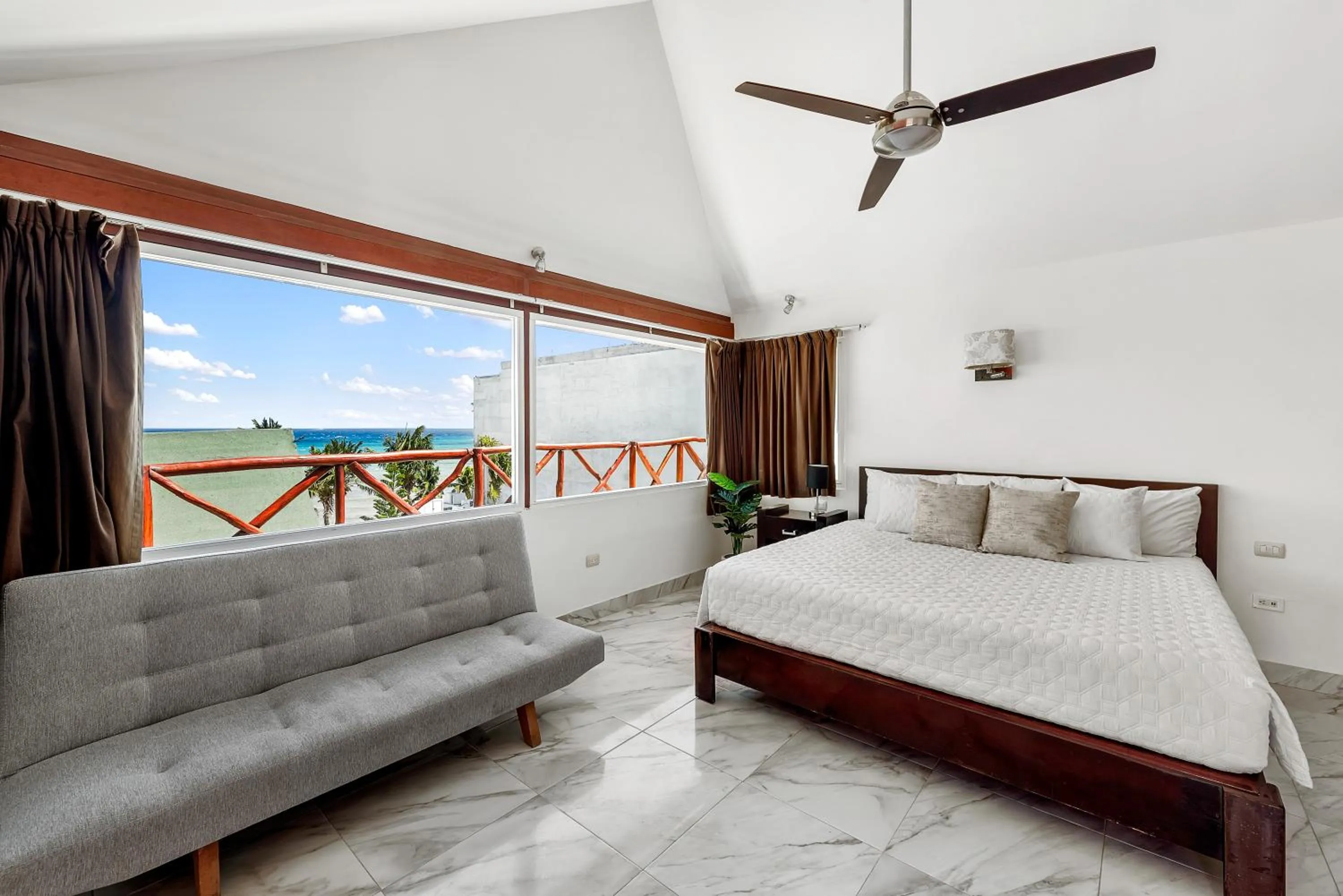 Bed in Illusion Boutique "Near Beach"