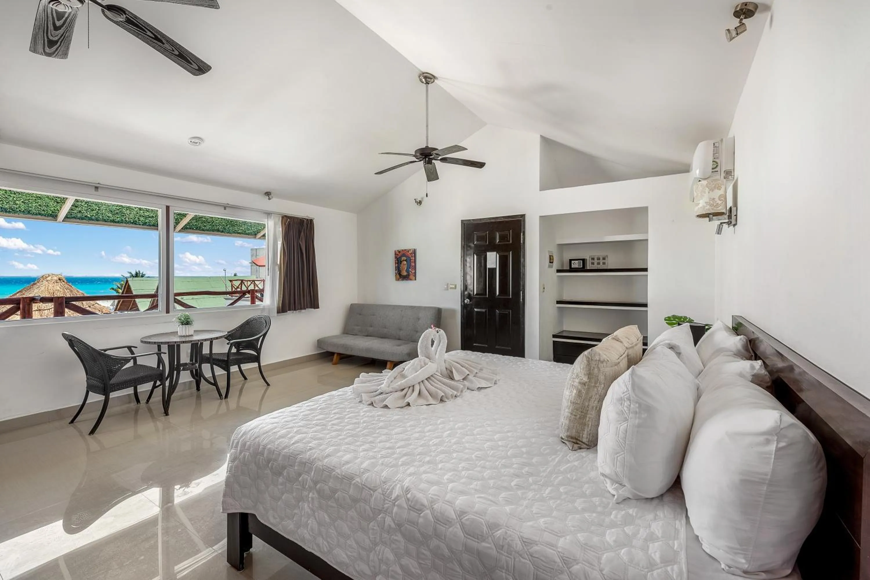 Bed in Illusion Boutique "Near Beach"