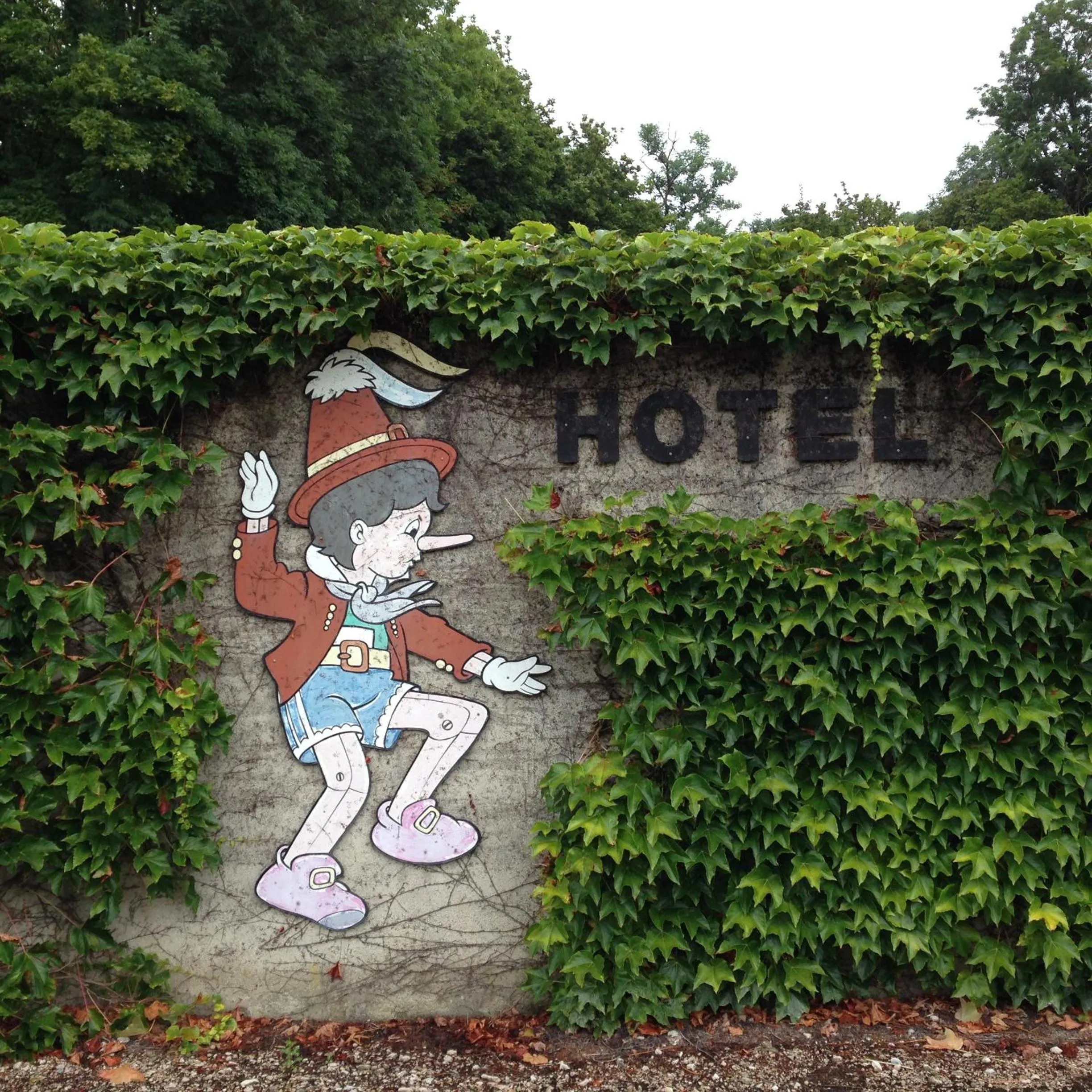 Property logo or sign in Hotel Pinocchio