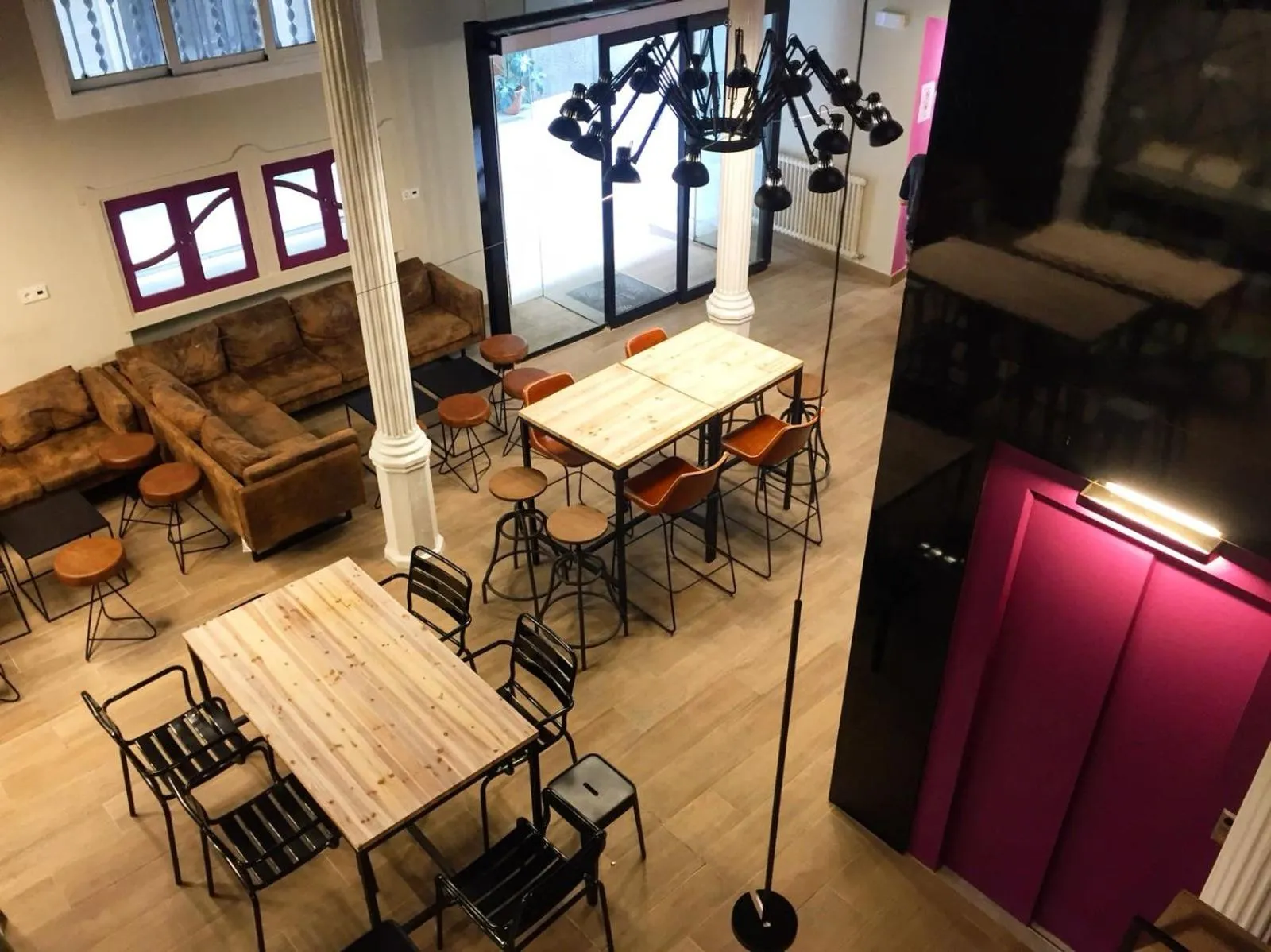 Lobby or reception in Safestay Barcelona Gothic