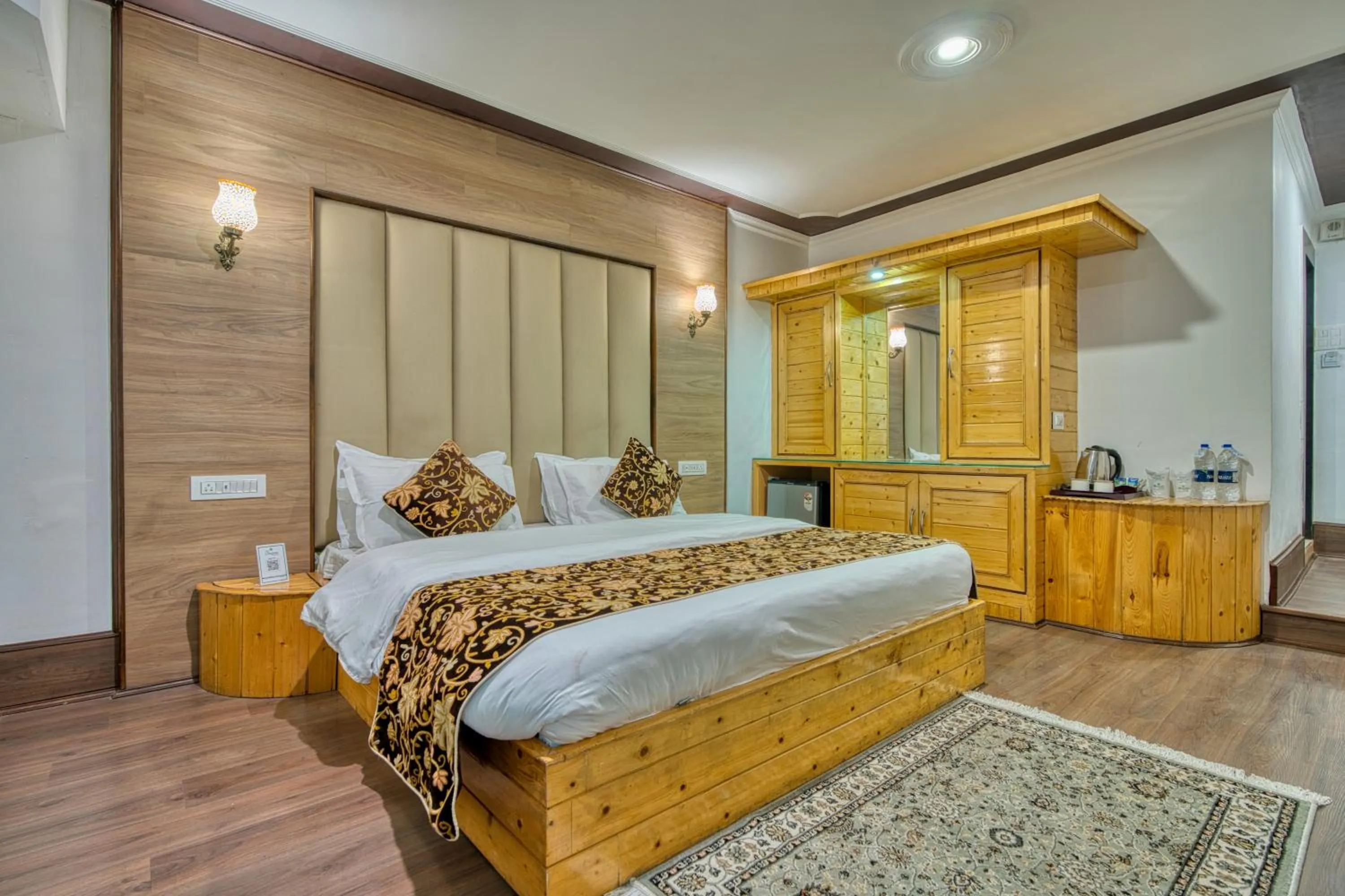 Bedroom, Bed in Hotel Baisaran Pahalgam