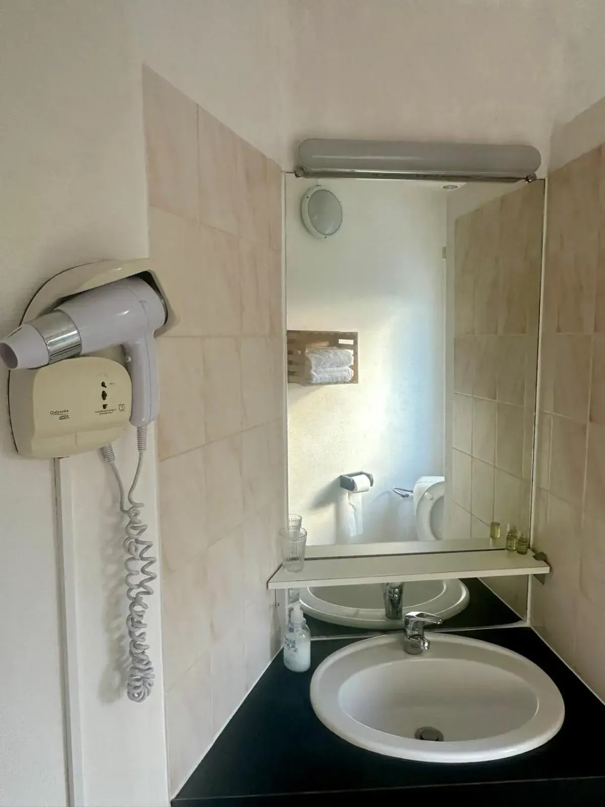 Double Room - single occupancy in Le Saint Christophe Double Room - single occupancy in Le Saint Christophe