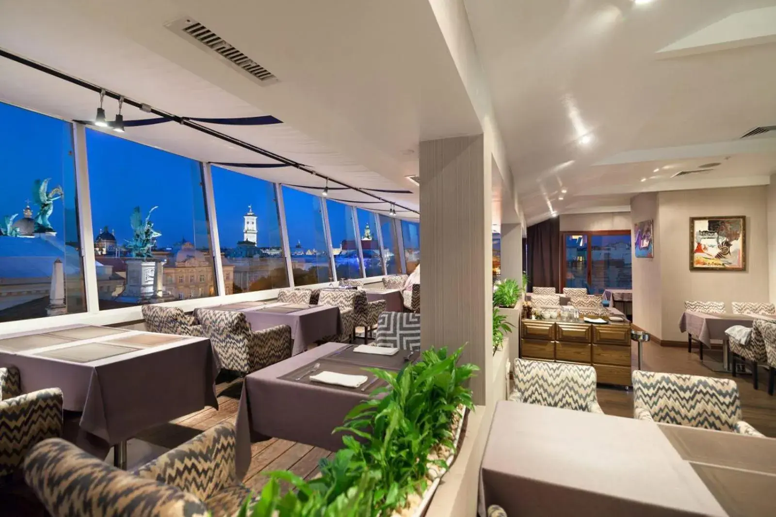 Restaurant/places to eat in PANORAMA Lviv Hotel Restaurant/places to eat in PANORAMA Lviv Hotel