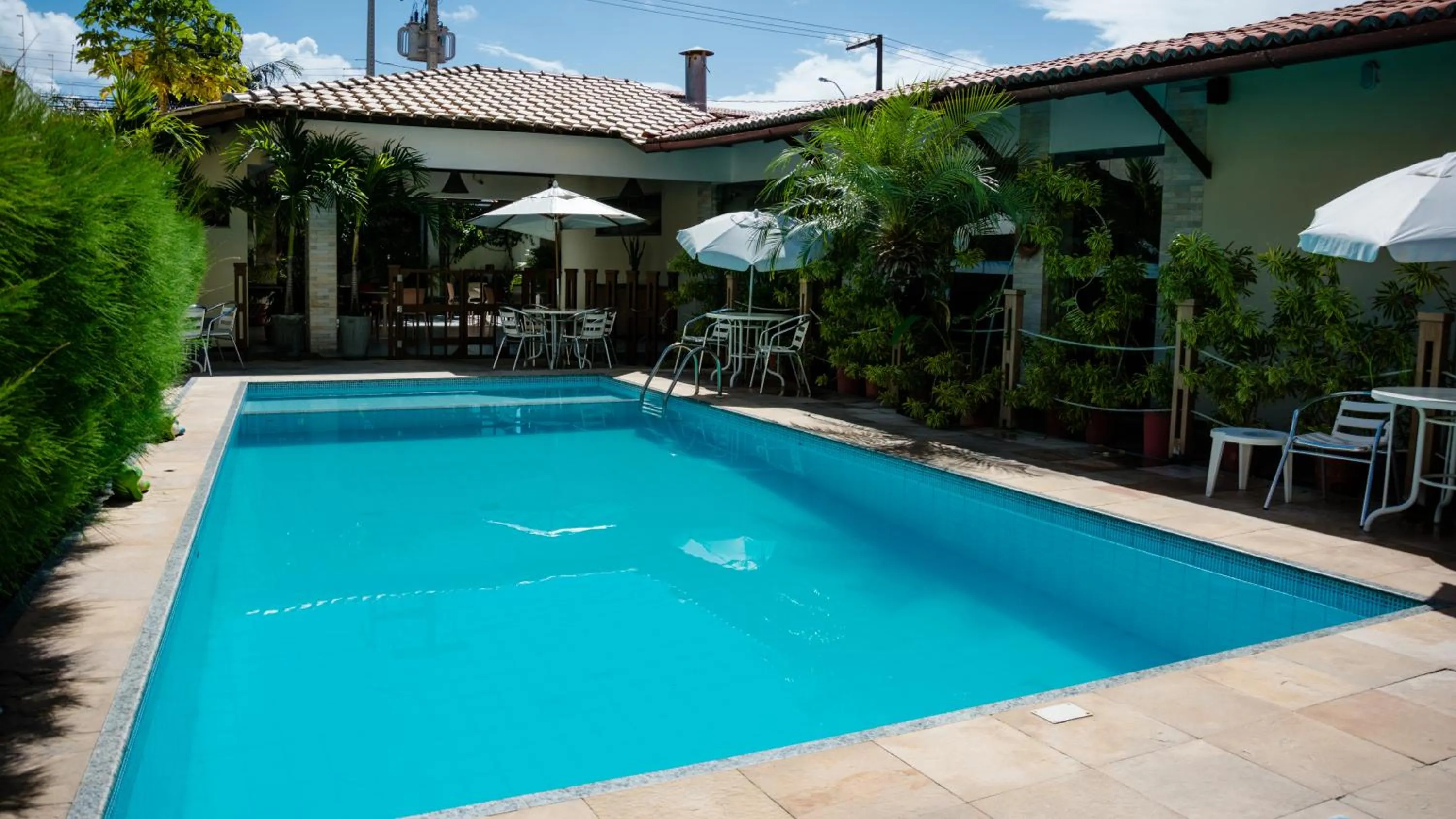 Swimming pool in Via Mar Praia Hotel