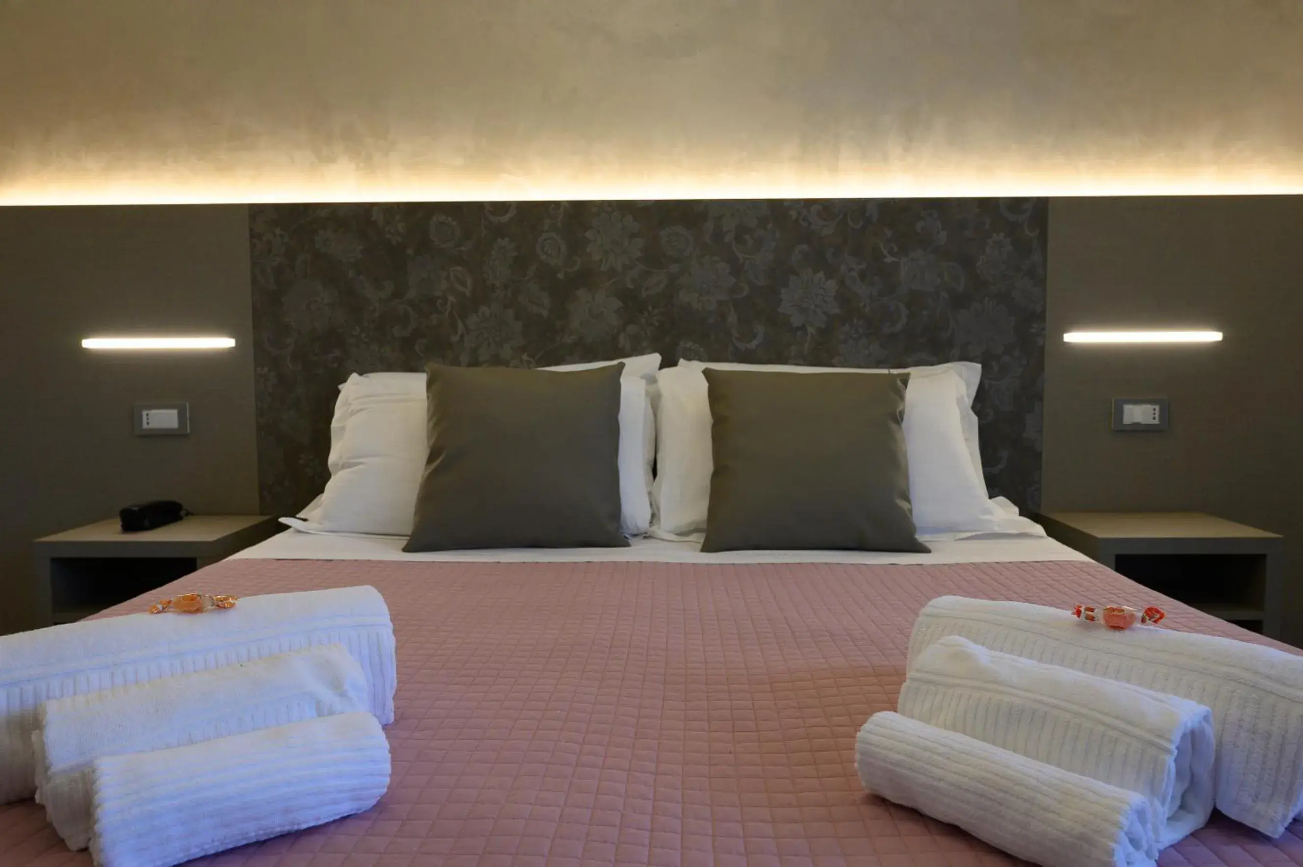 Bed in Hotel Casa Tra Noi Bed in Hotel Casa Tra Noi