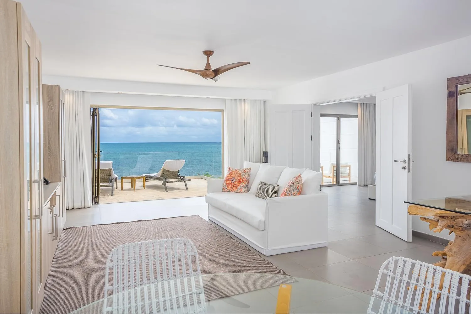 Living room in Hodges Bay Resort & Spa, an HQ Luxury Resort & Residences