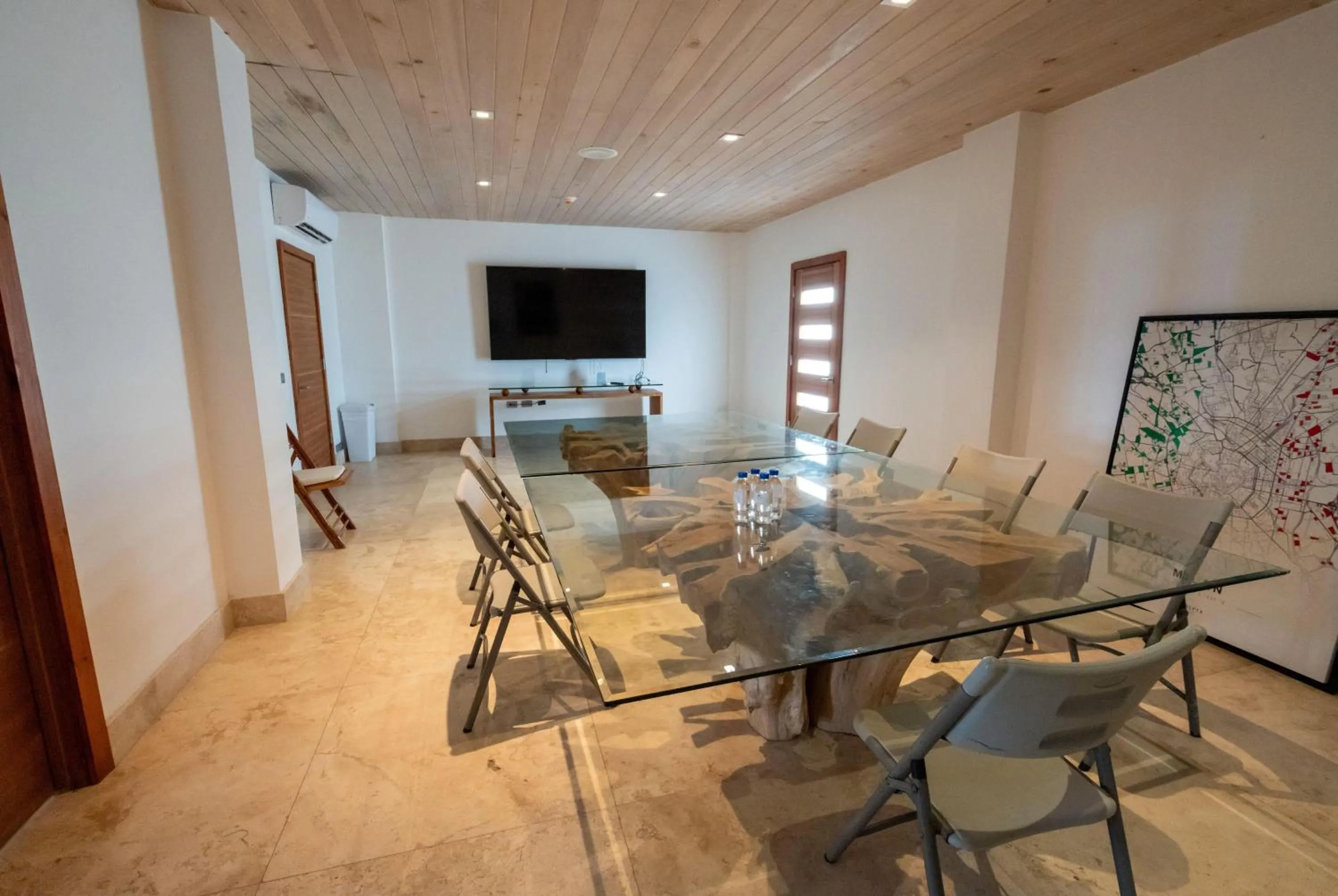Meeting/conference room in Hodges Bay Resort & Spa, an HQ Luxury Resort & Residences