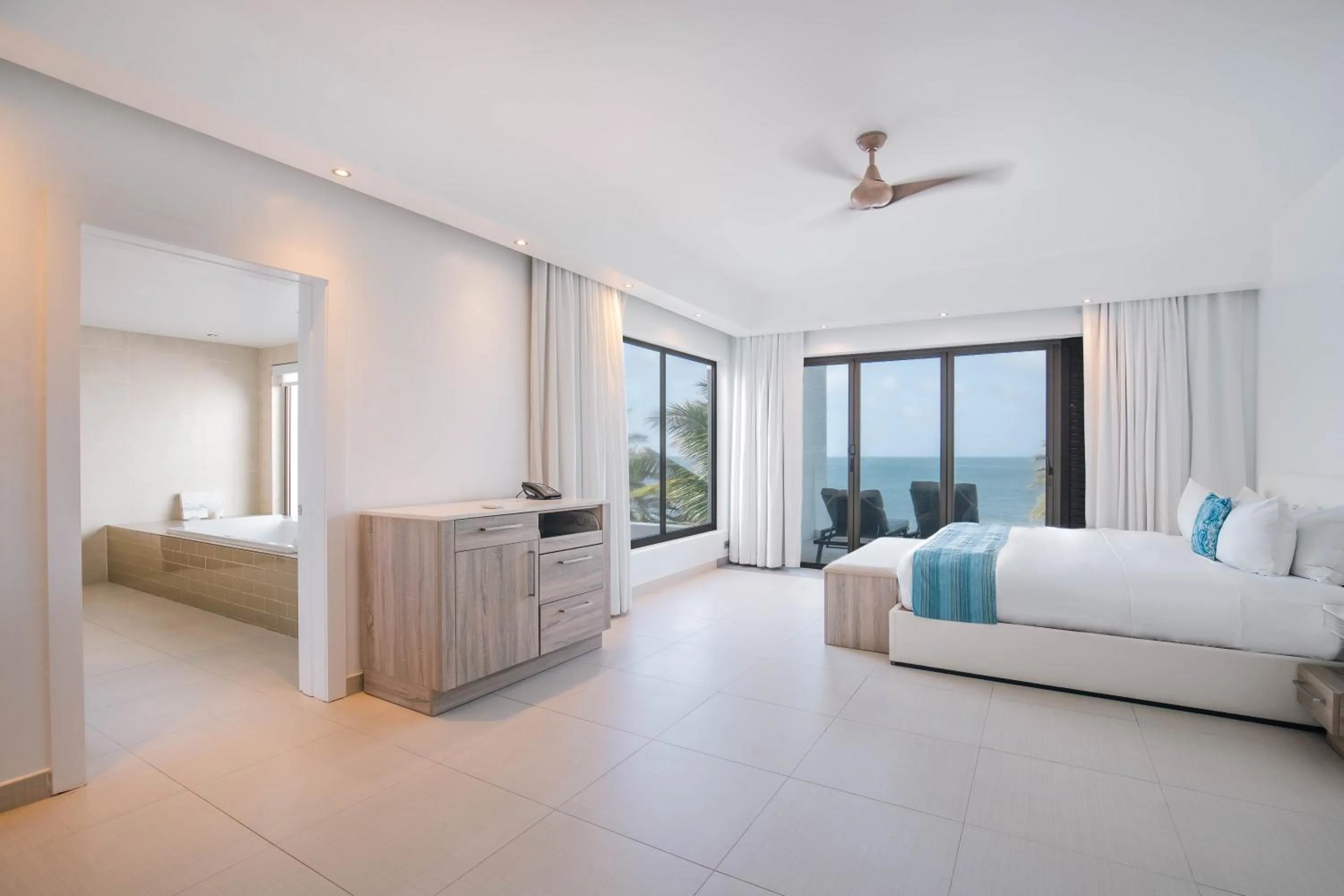 Photo of the whole room, Bed in Hodges Bay Resort & Spa, an HQ Luxury Resort & Residences