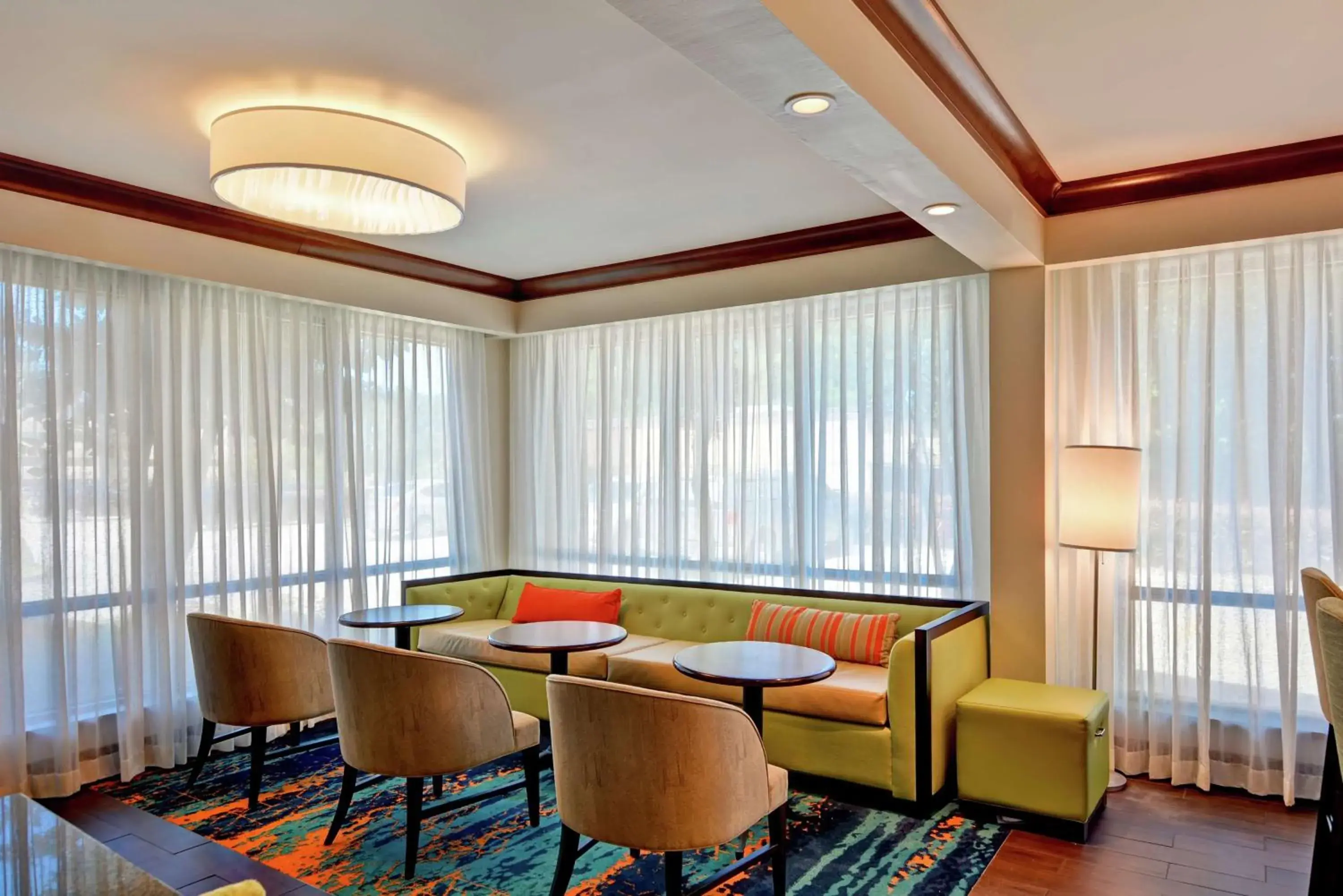 Lobby or reception in Hampton Inn Birmingham/Mountain Brook Lobby or reception in Hampton Inn Birmingham/Mountain Brook