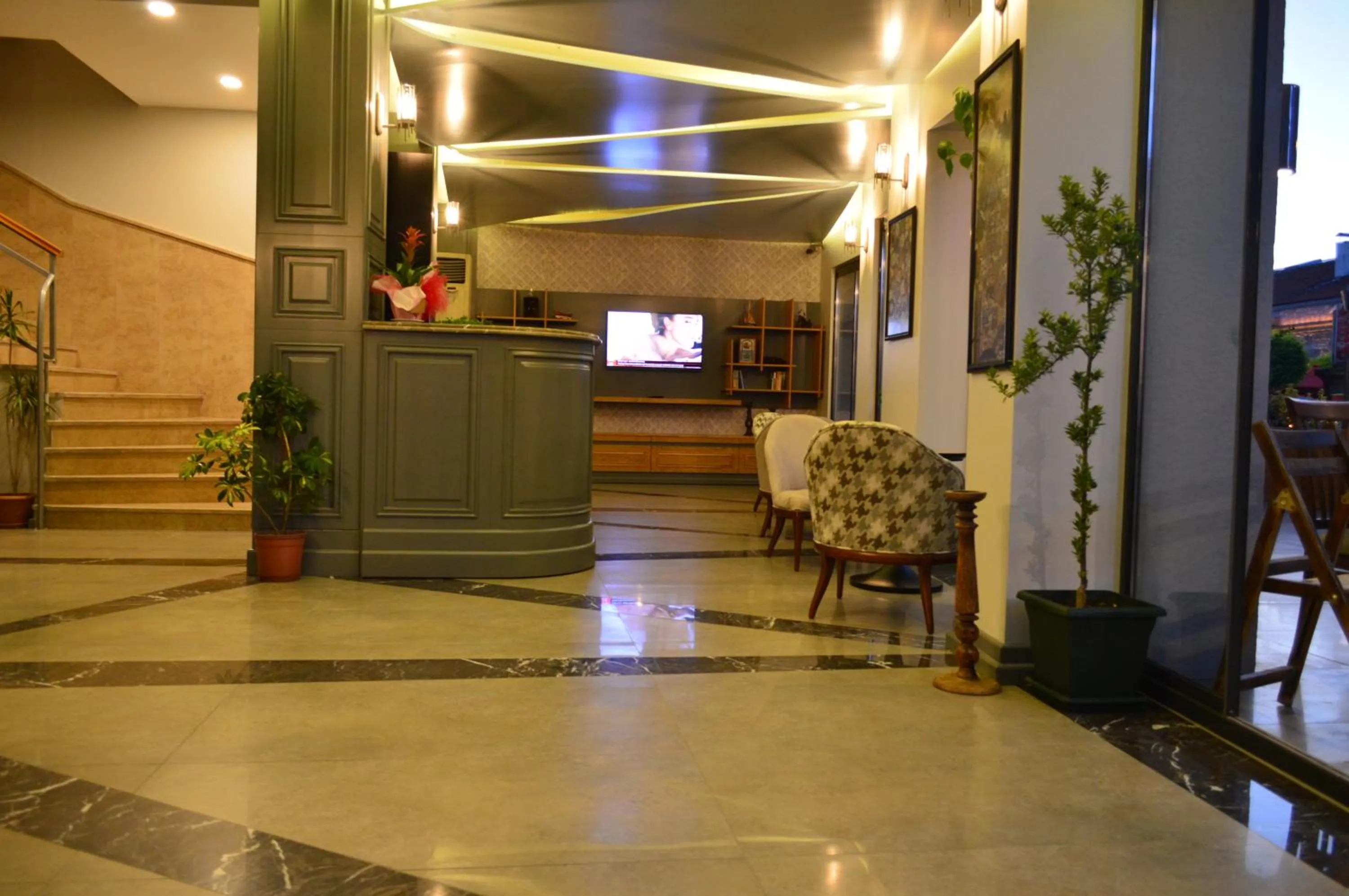 Lobby or reception in Seymen Hotel