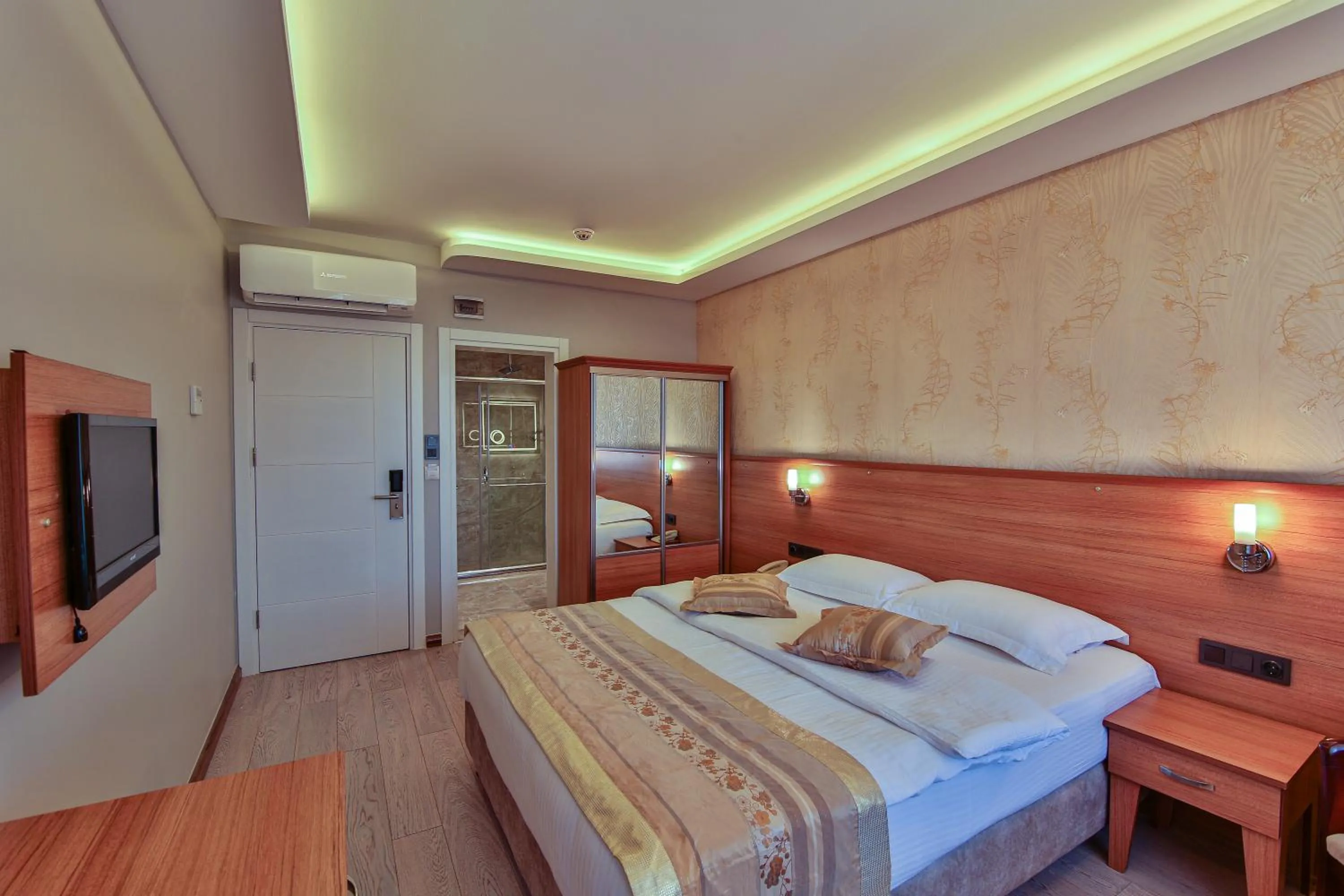 Bed in Seymen Hotel