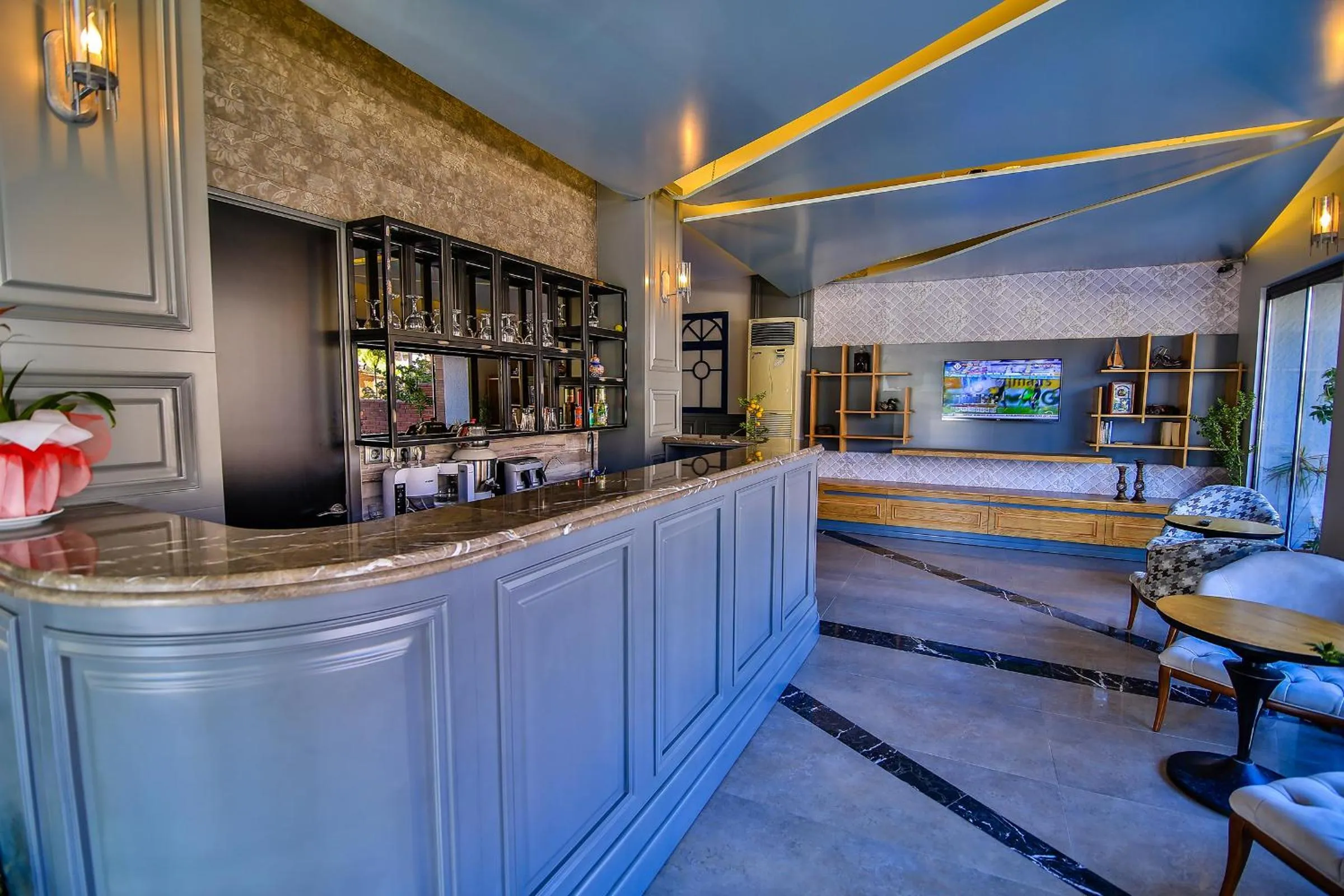 Lobby or reception in Seymen Hotel