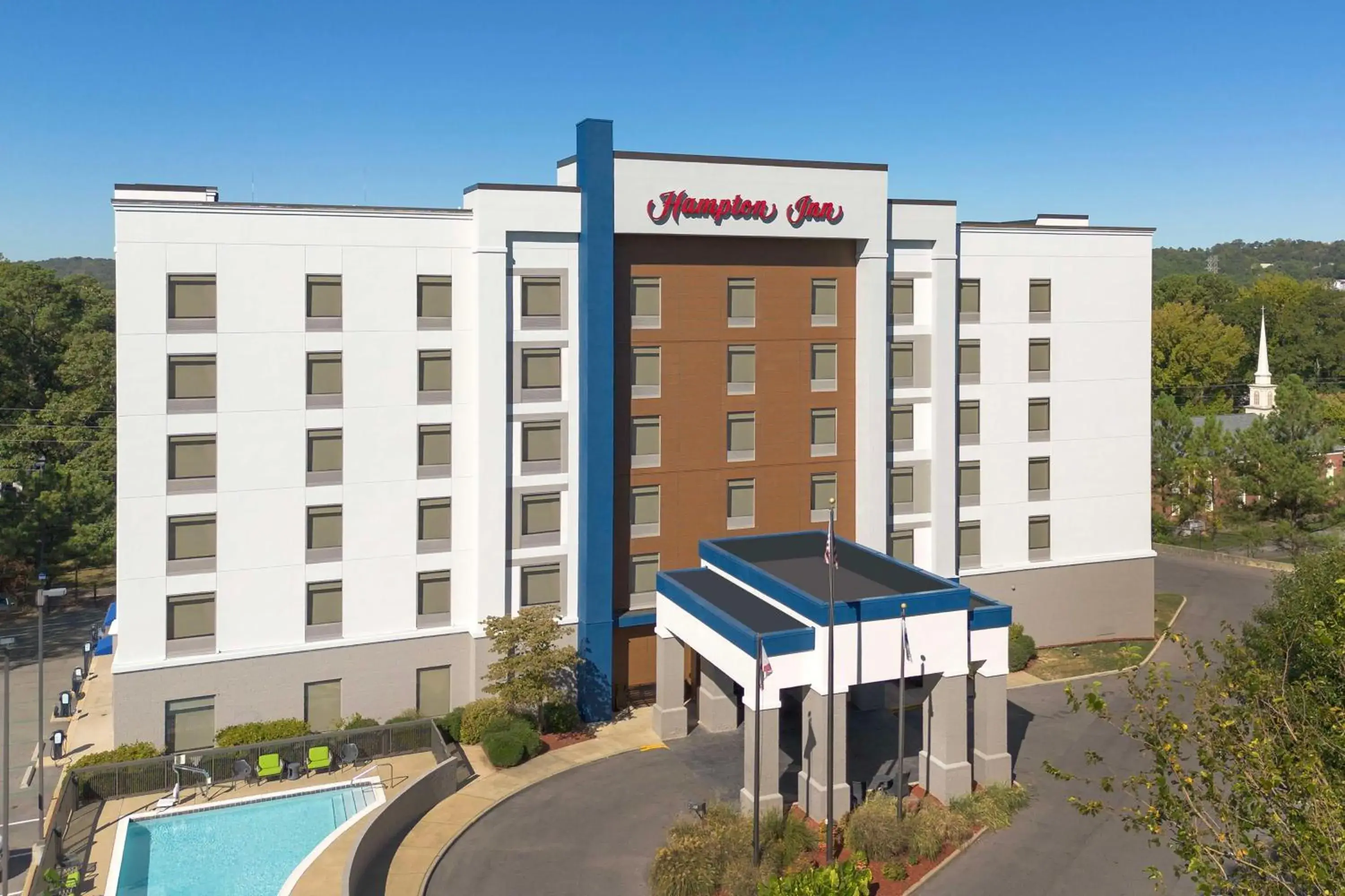 Property building in Hampton Inn Birmingham I-65/Lakeshore Drive Property building in Hampton Inn Birmingham I-65/Lakeshore Drive