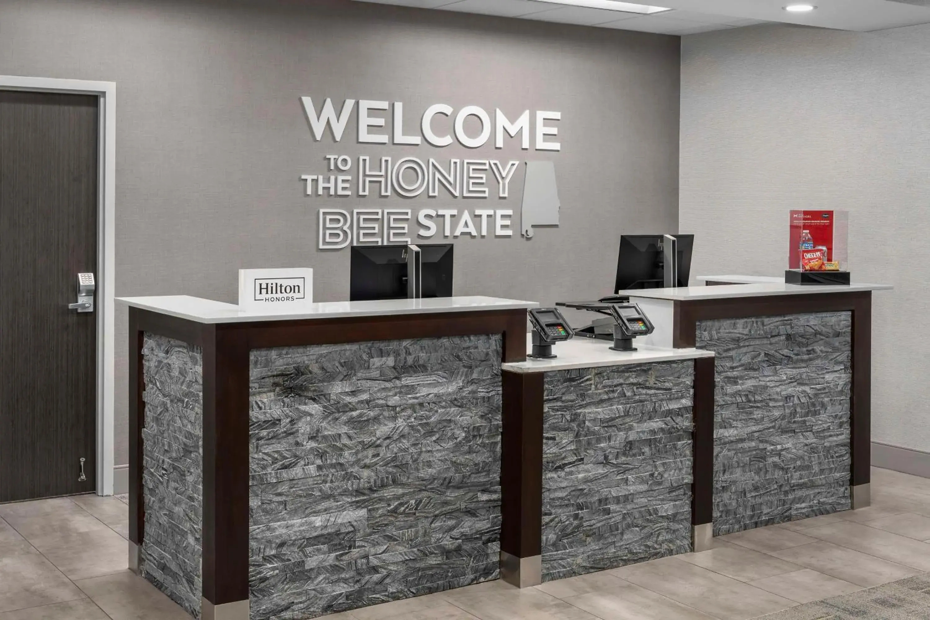 Lobby or reception in Hampton Inn Birmingham I-65/Lakeshore Drive Lobby or reception in Hampton Inn Birmingham I-65/Lakeshore Drive