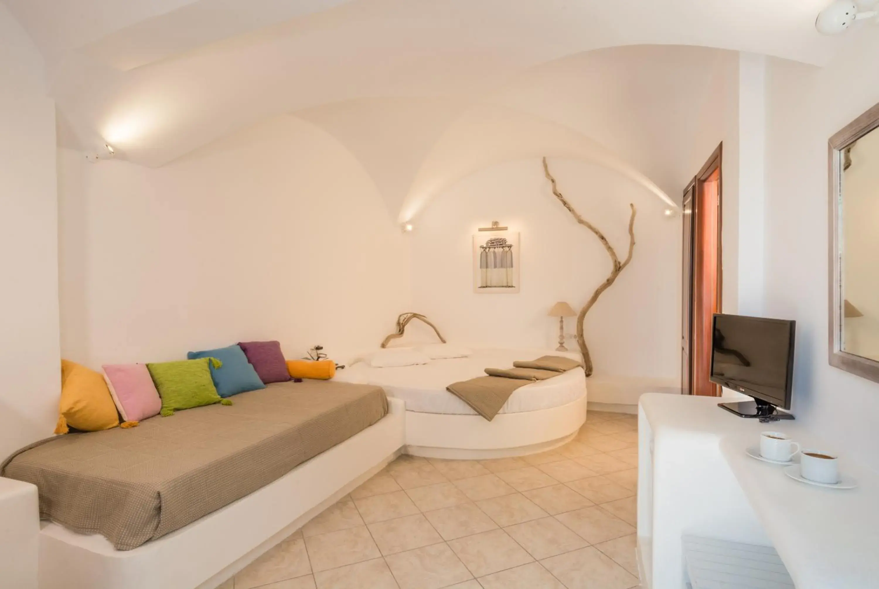 Bed in Hotel Sunrise Bed in Hotel Sunrise