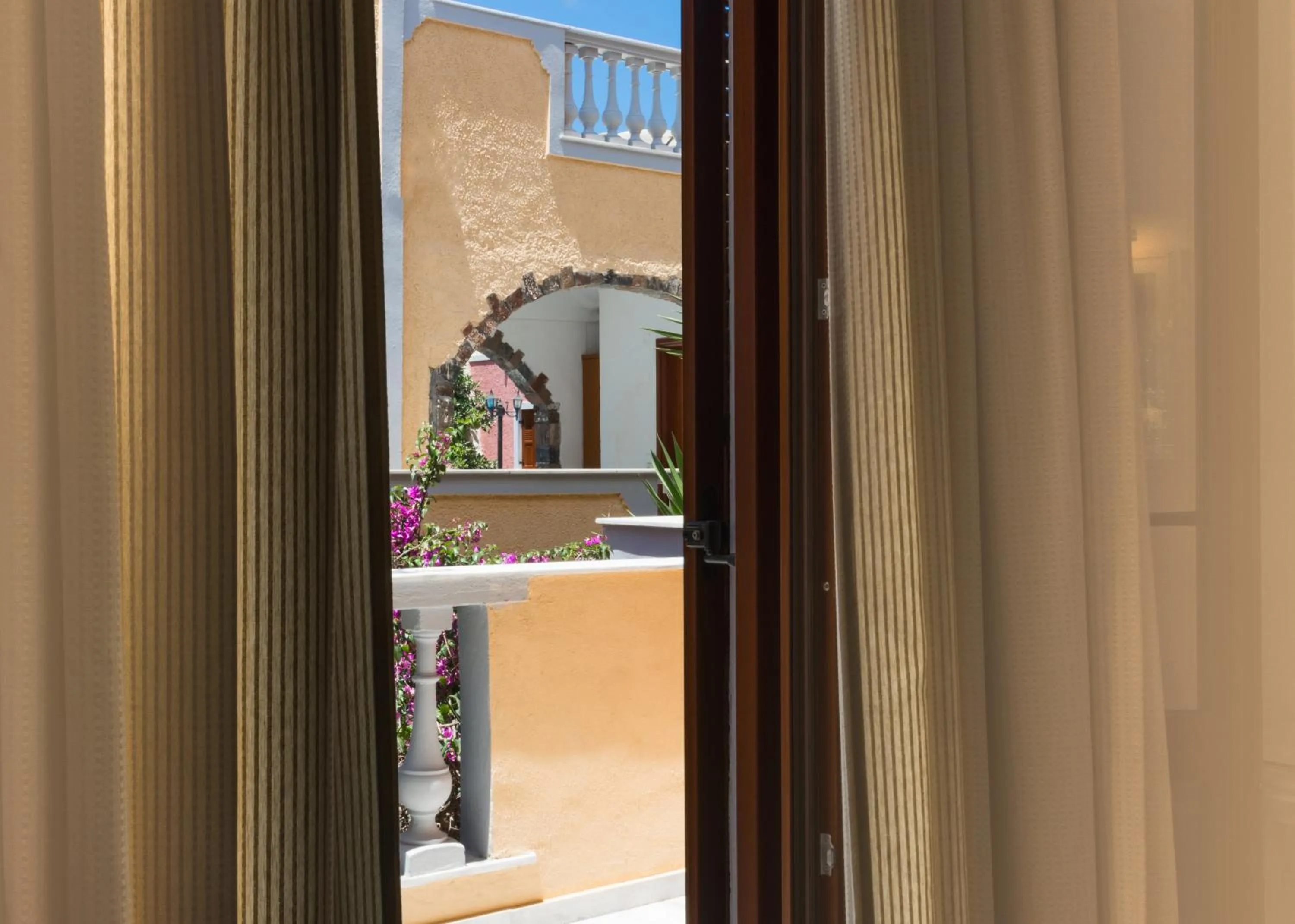 Balcony/Terrace in Hotel Sunrise