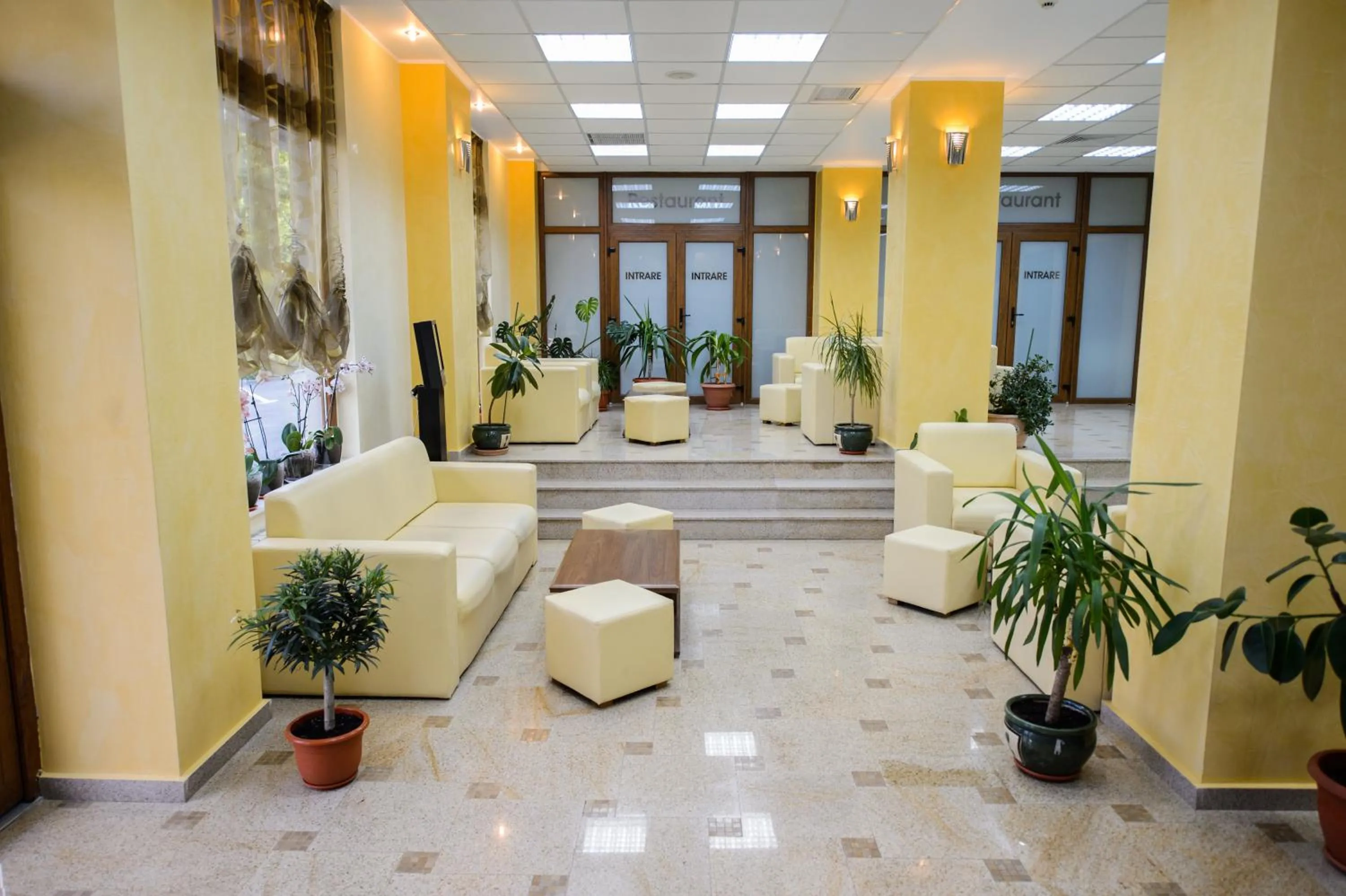 Lobby or reception in Holiday Olimp Hotel