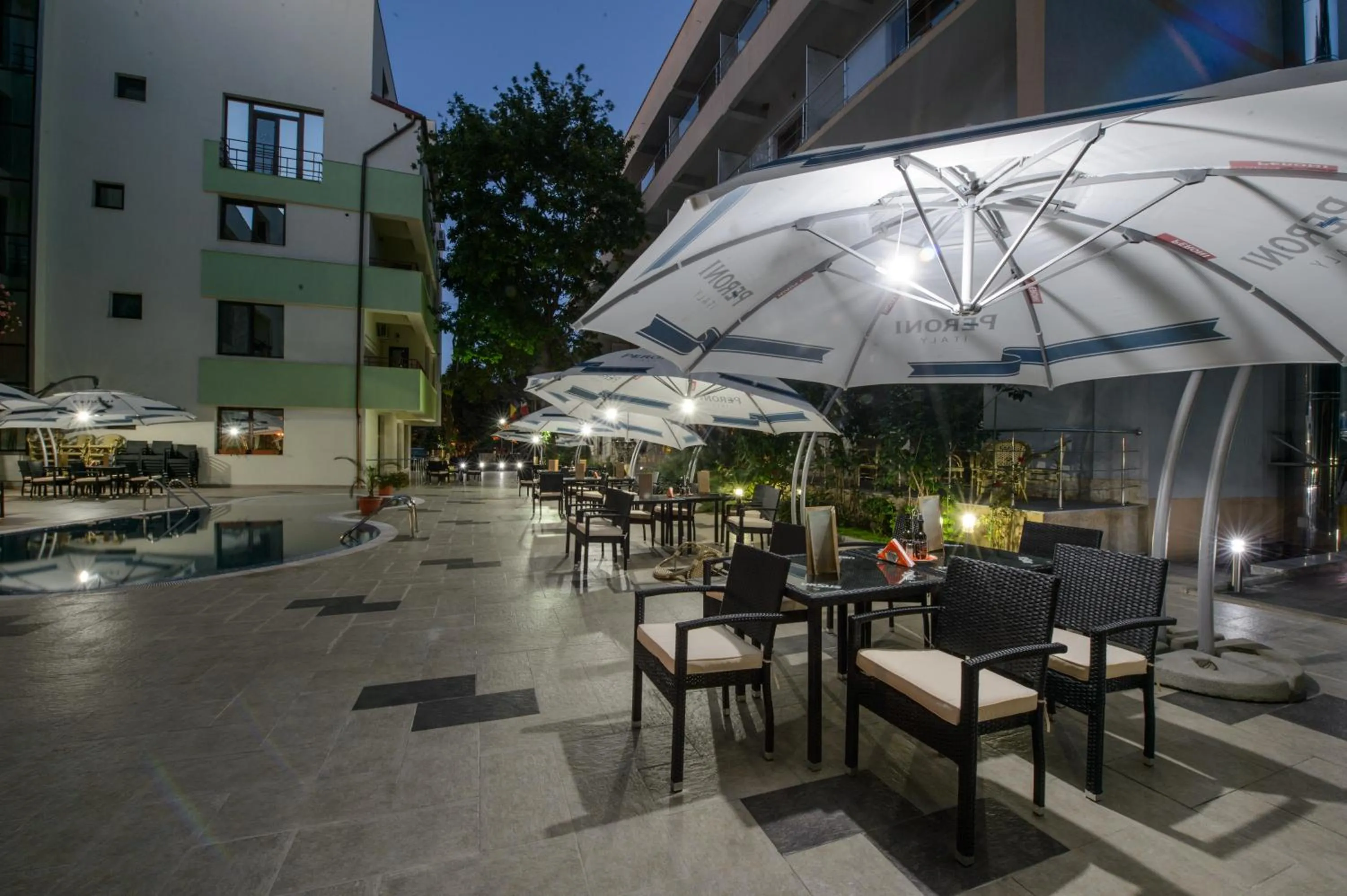 Garden in Holiday Olimp Hotel