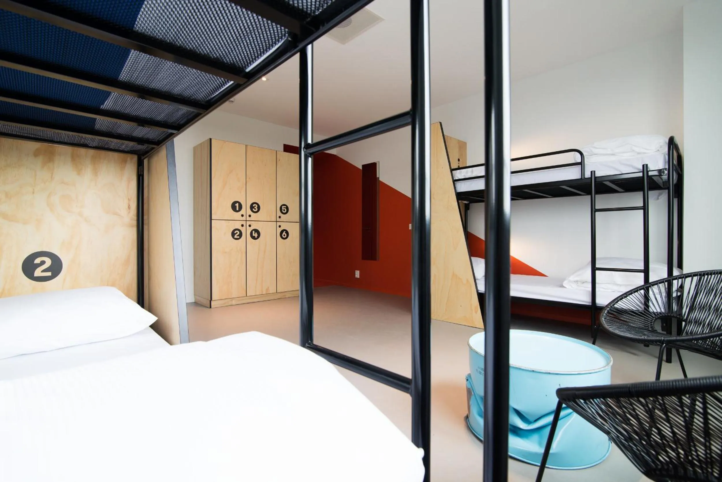bunk bed, Bed in Via Amsterdam