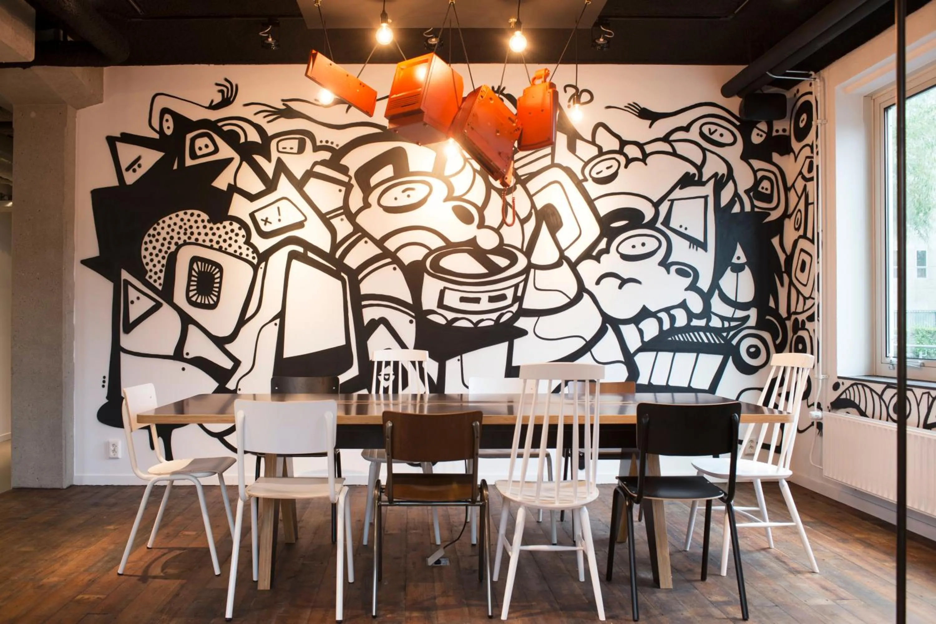 Property building in Via Amsterdam