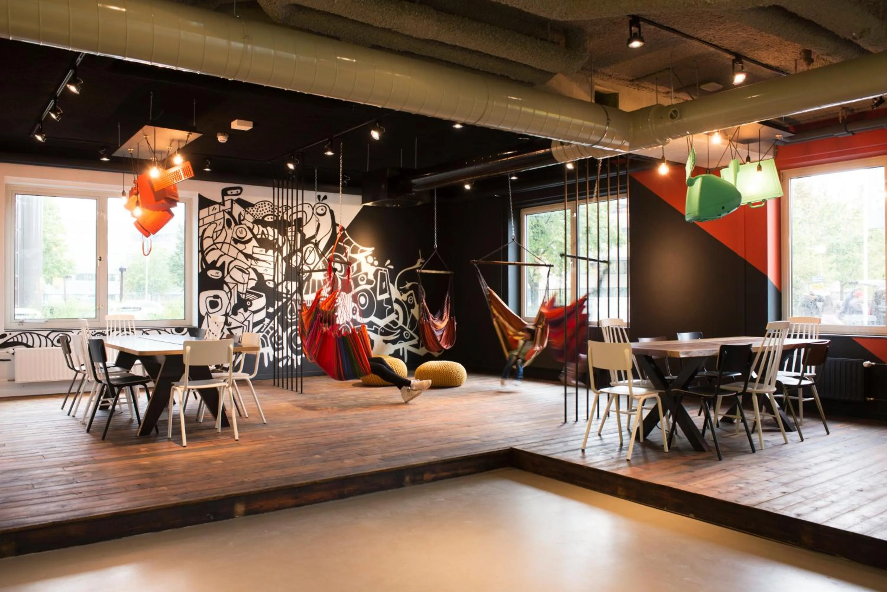 Communal lounge/ TV room in Via Amsterdam