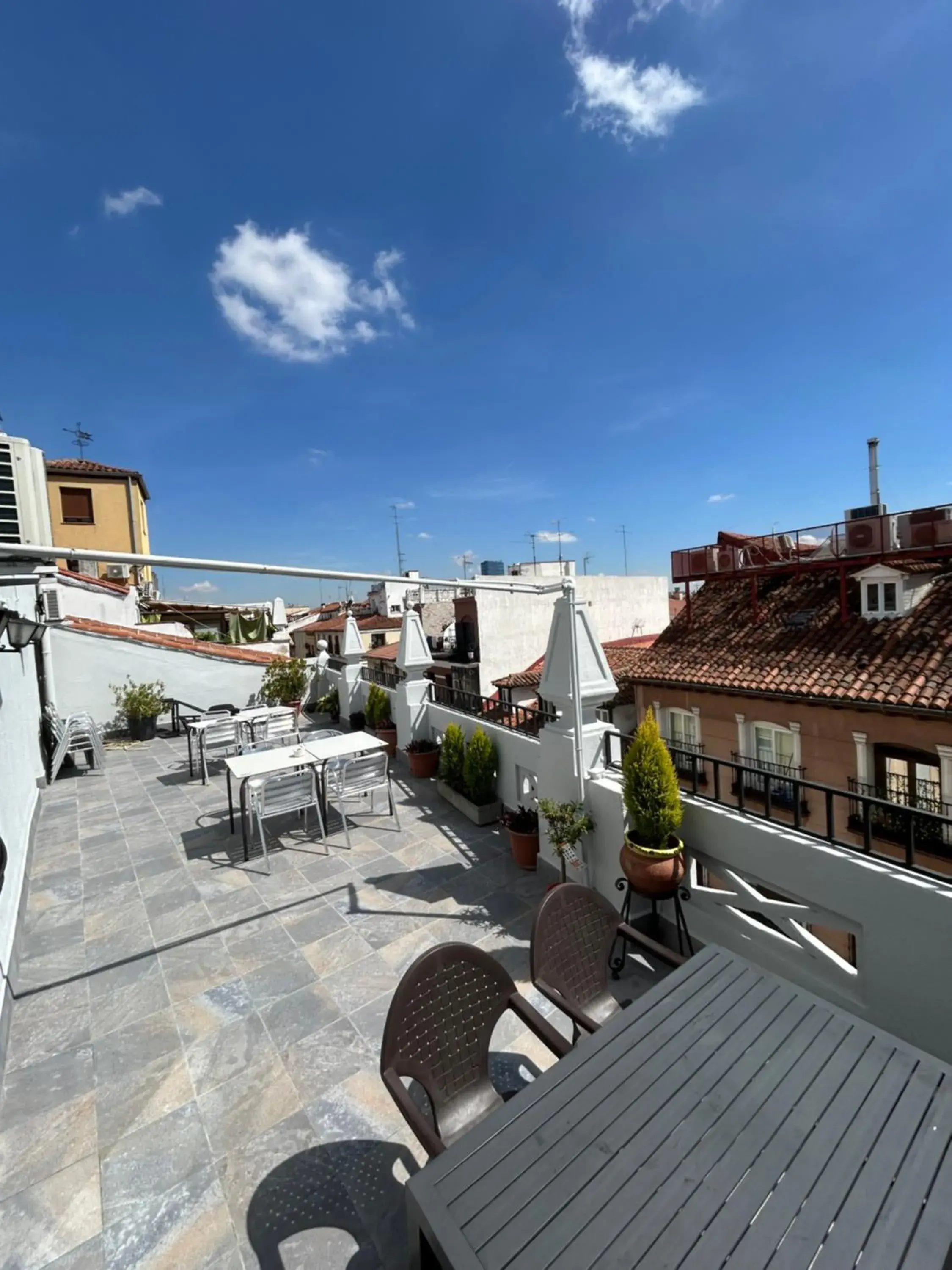 Property building in Hostal America Property building in Hostal America