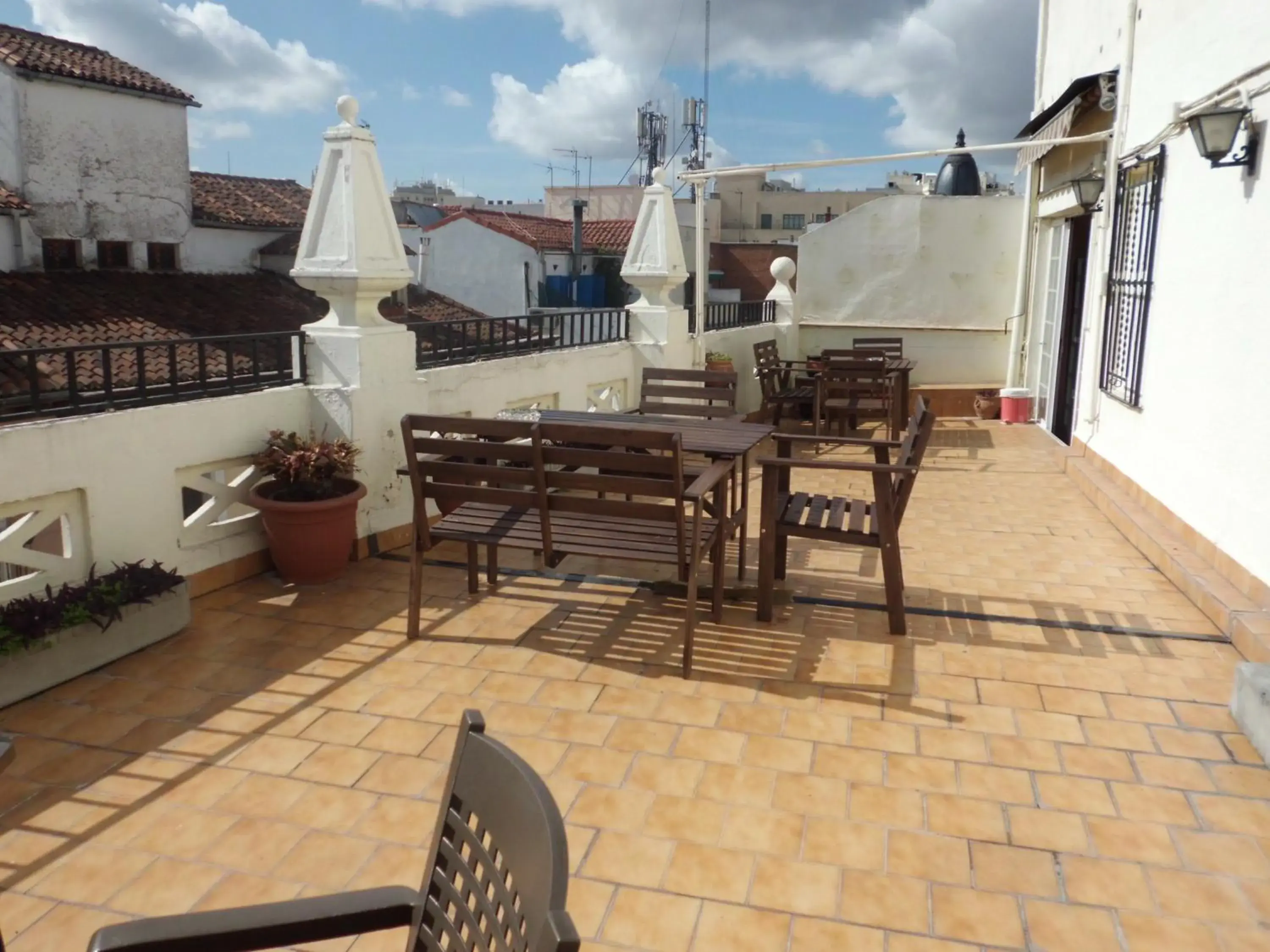 Restaurant/places to eat in Hostal America Restaurant/places to eat in Hostal America