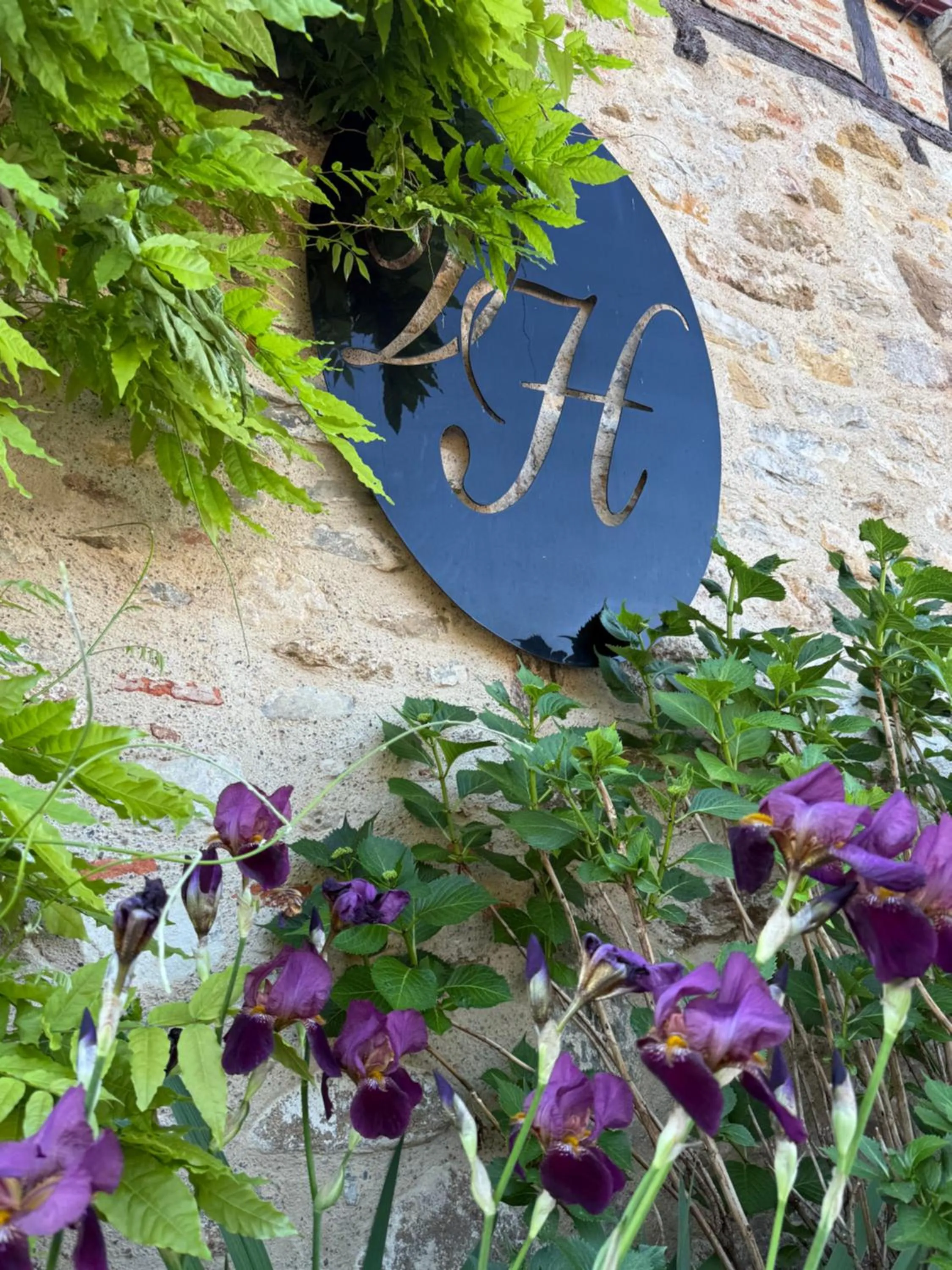 Le Victor Hugo - Hôtel et Restaurant - Logis Hôtels