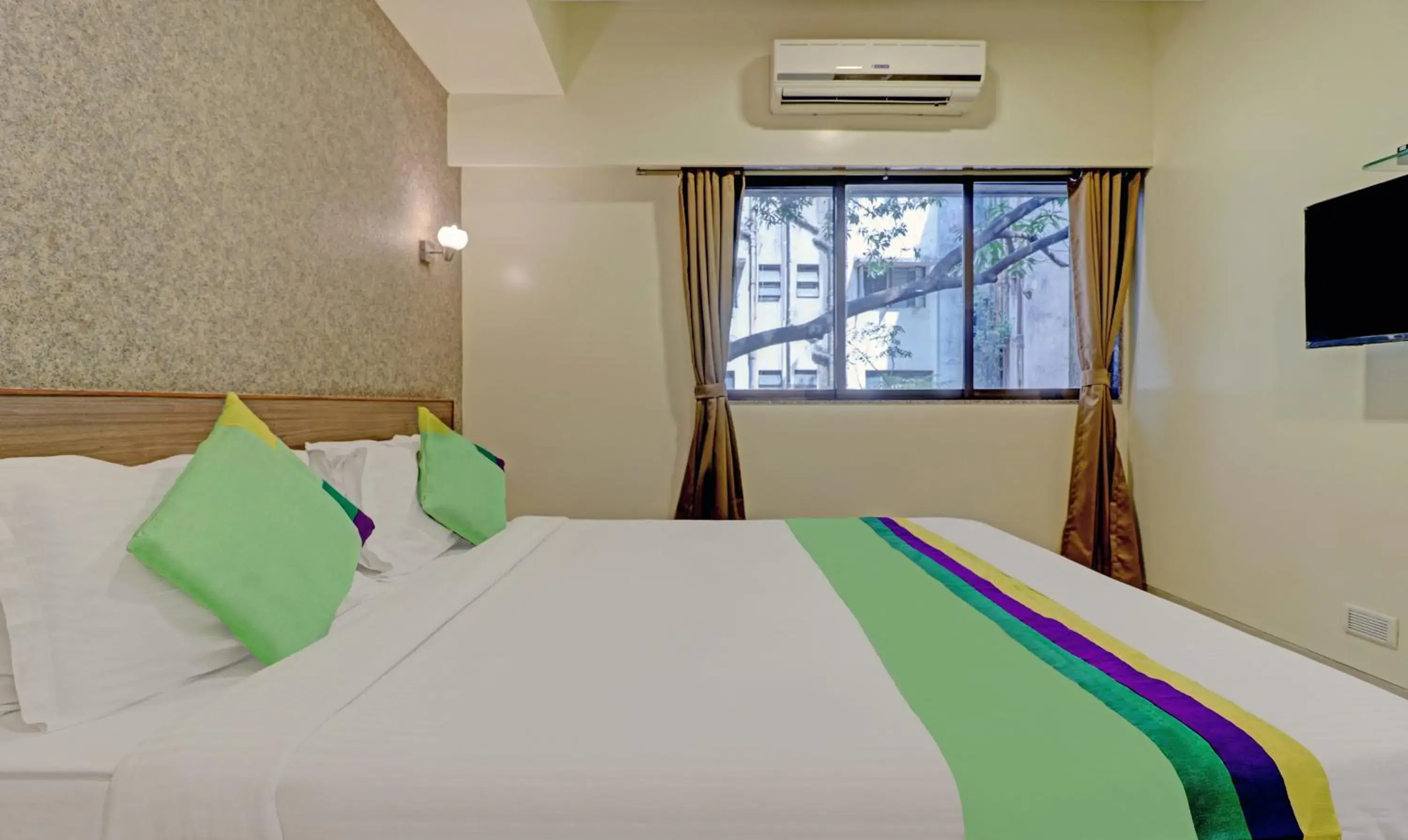Bedroom, Bed in Treebo Vikrant Residency Bedroom, Bed in Treebo Vikrant Residency