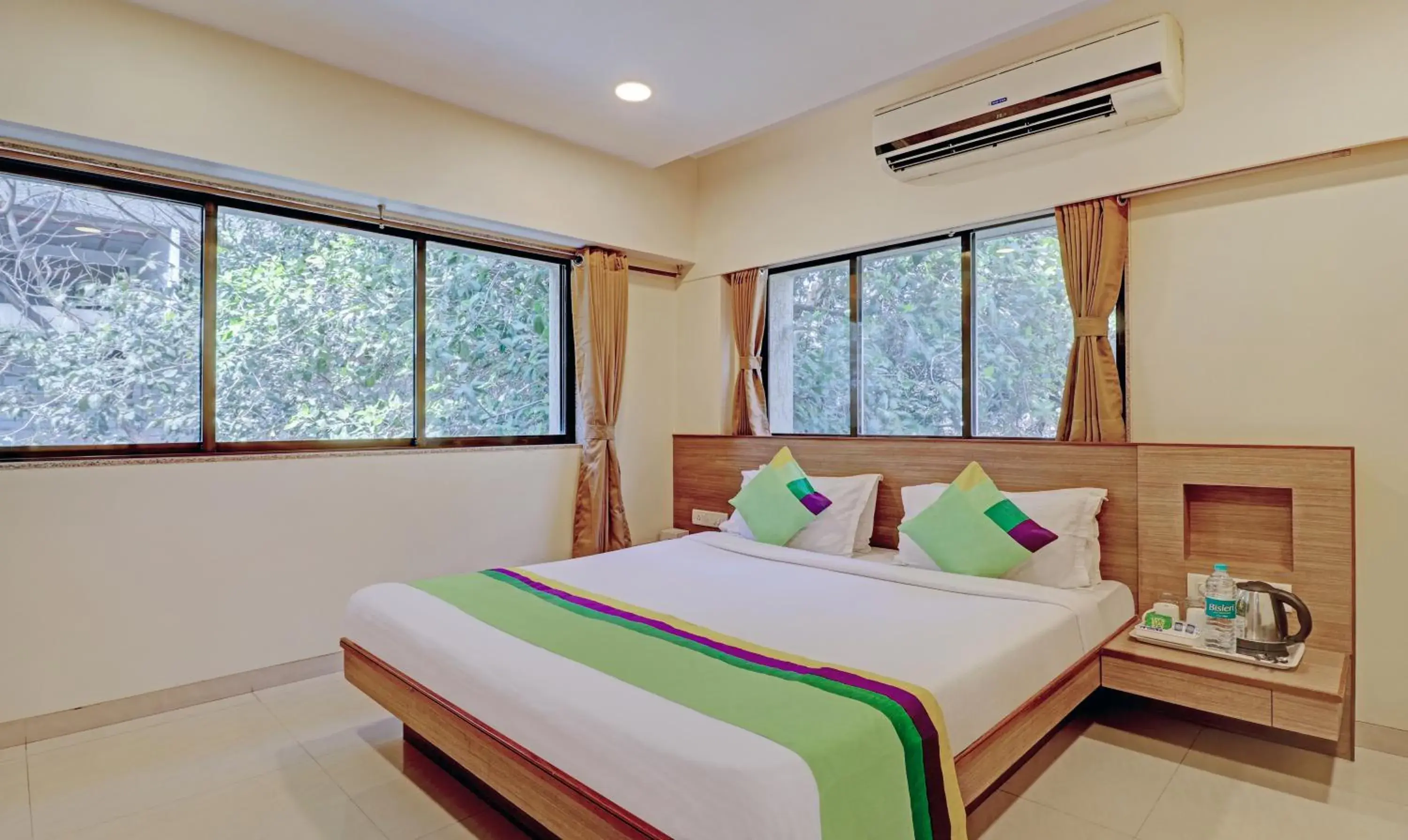 Bed in Treebo Vikrant Residency Bed in Treebo Vikrant Residency