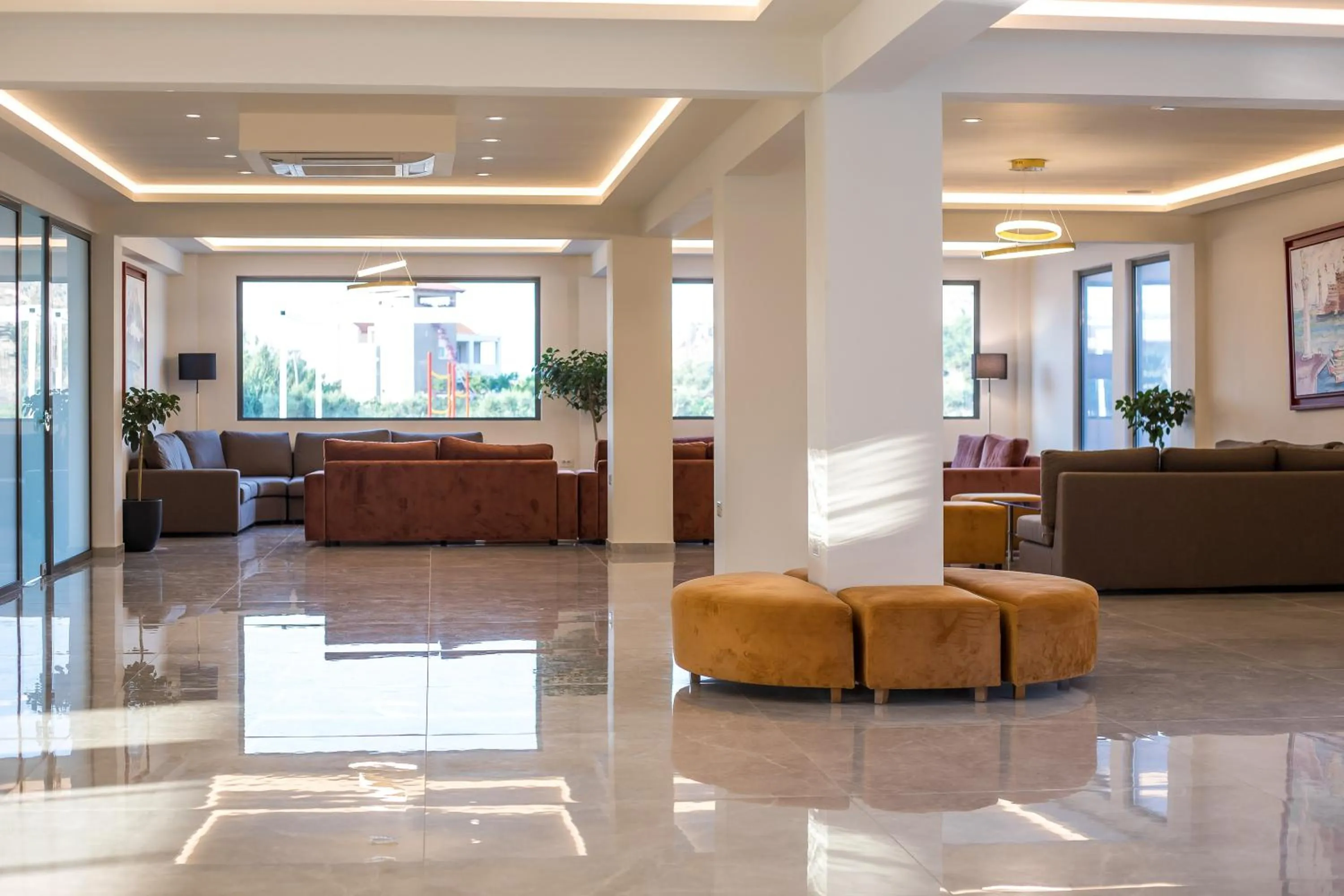 TV and multimedia in Lardos Bay Hotel