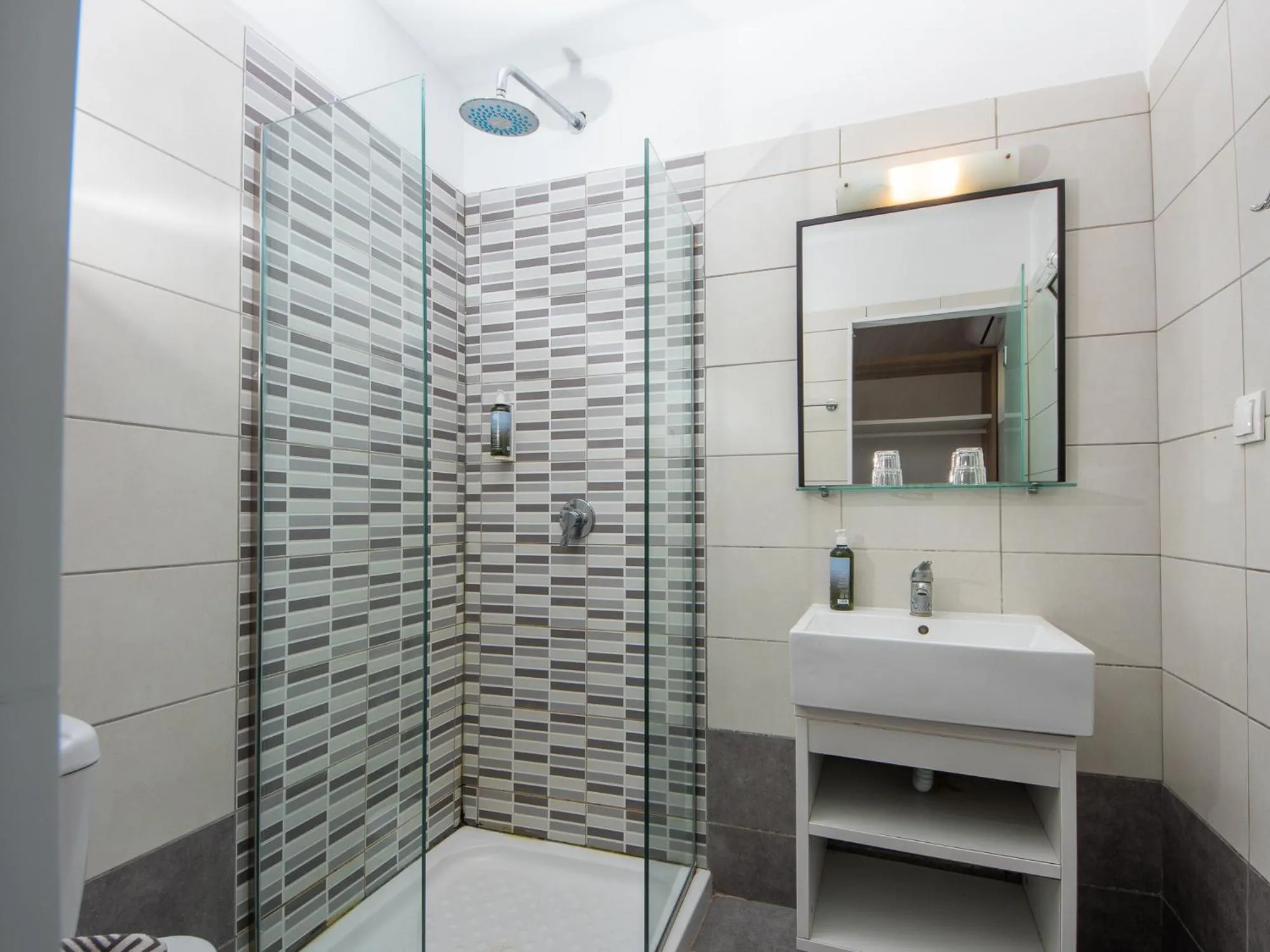 Shower in Lardos Bay Hotel