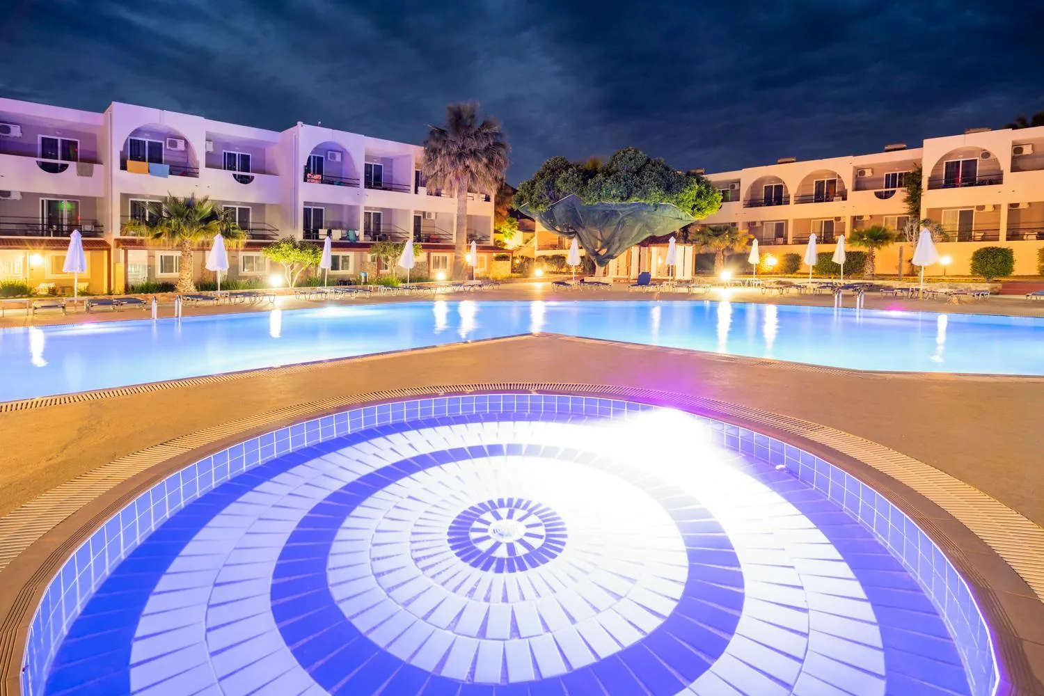 Swimming pool in Lardos Bay Hotel