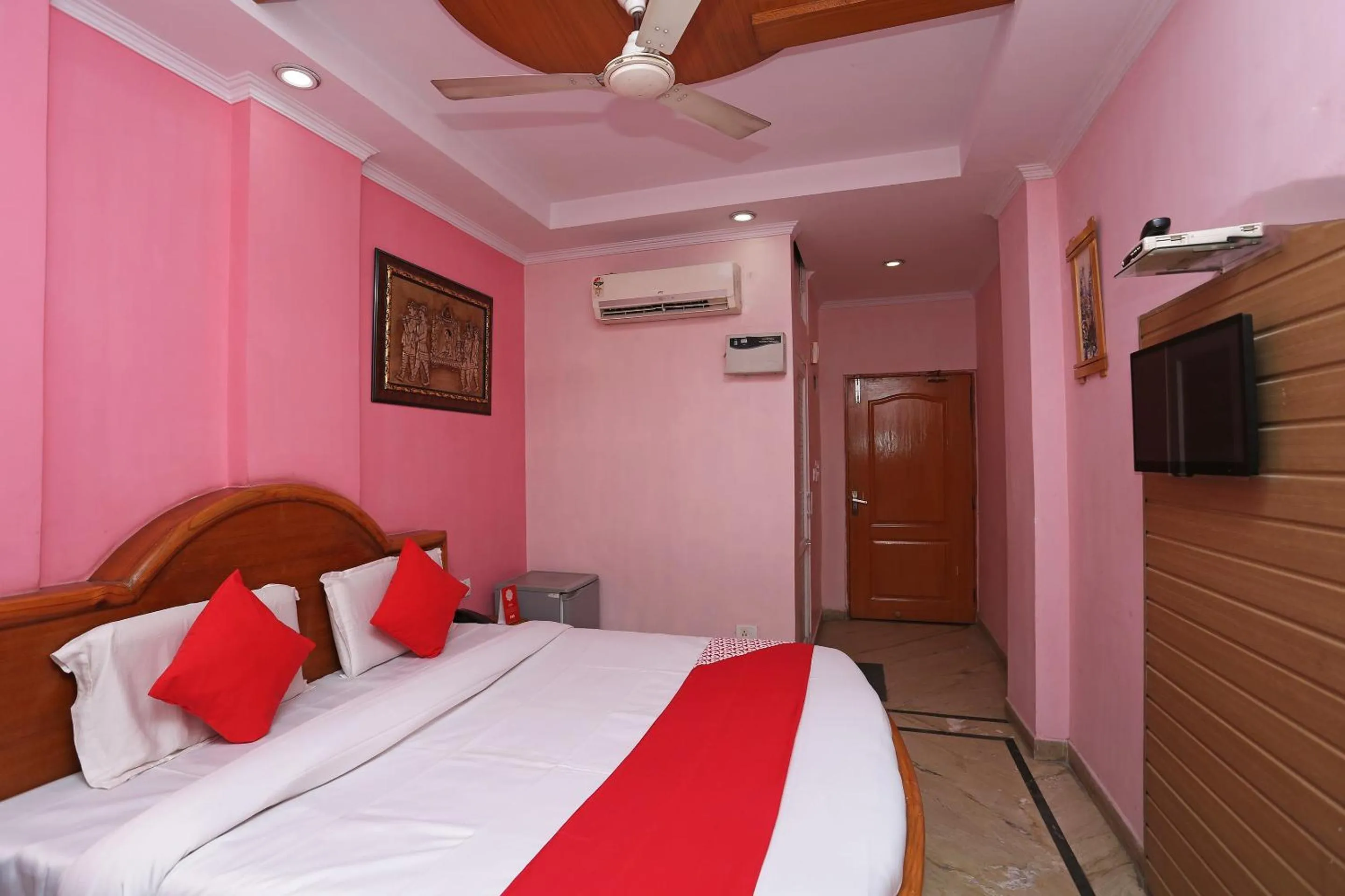Bedroom, Bed in Hotel O Madhur Regency