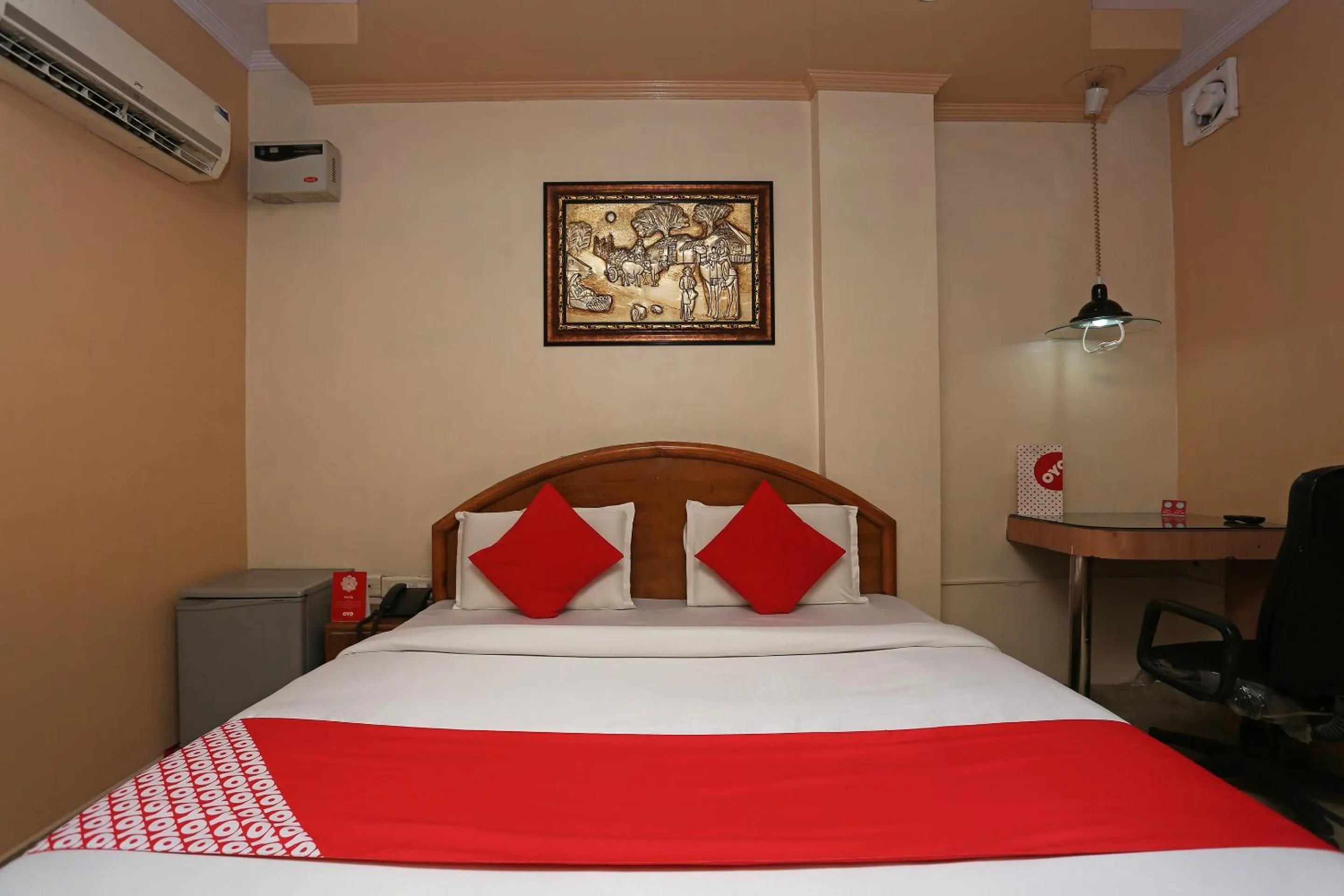 Bedroom, Bed in Hotel O Madhur Regency