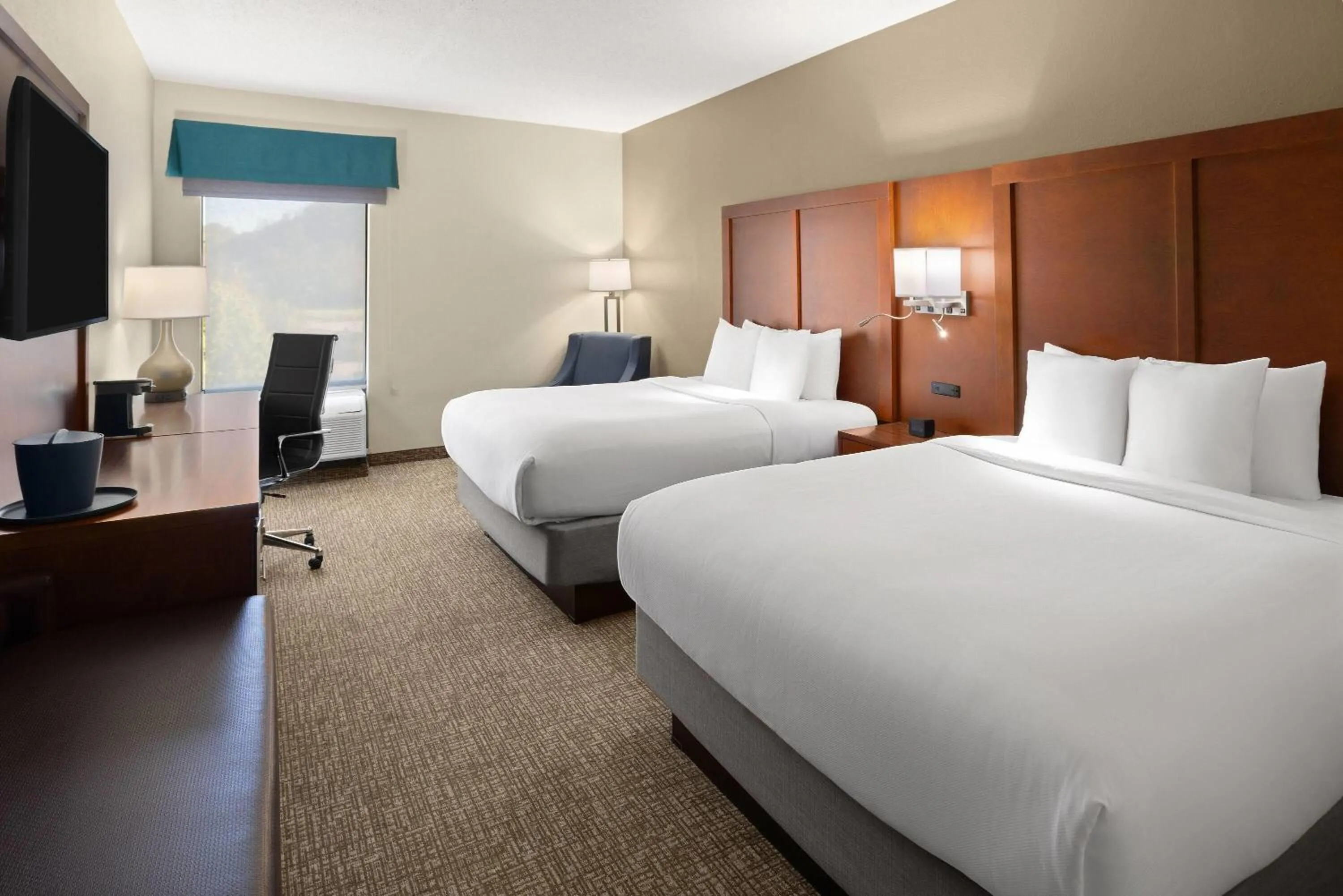 Photo of the whole room, Bed in Wingate by Wyndham Buckhannon