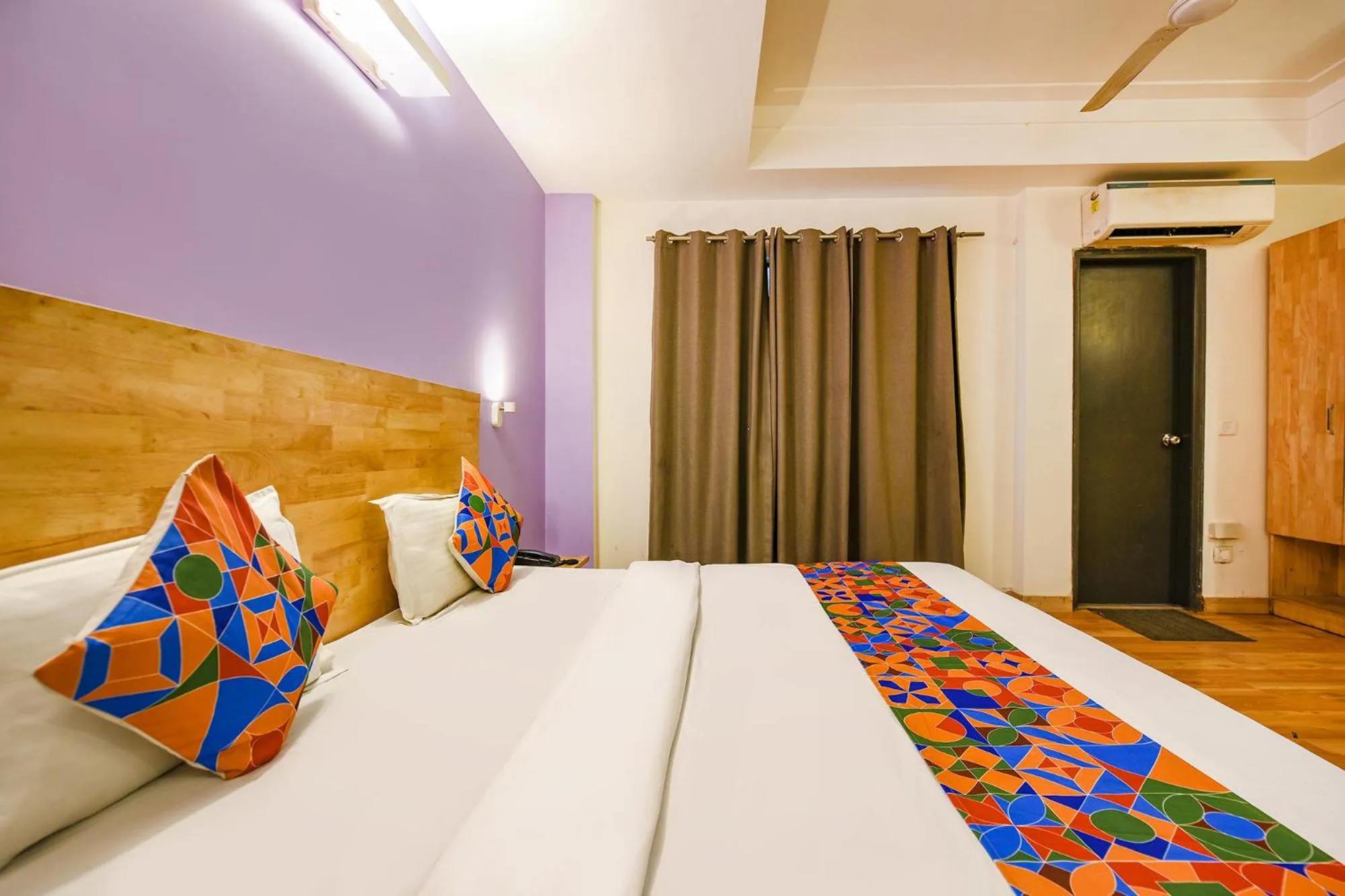 Bed in FabHotel NFC II