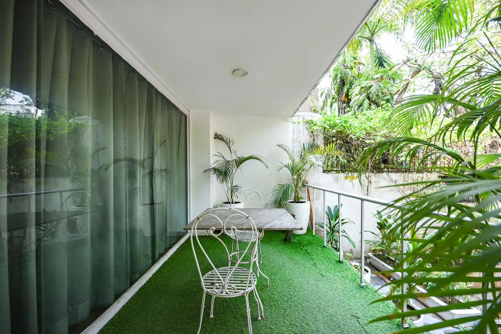 Balcony/Terrace in FabHotel NFC II