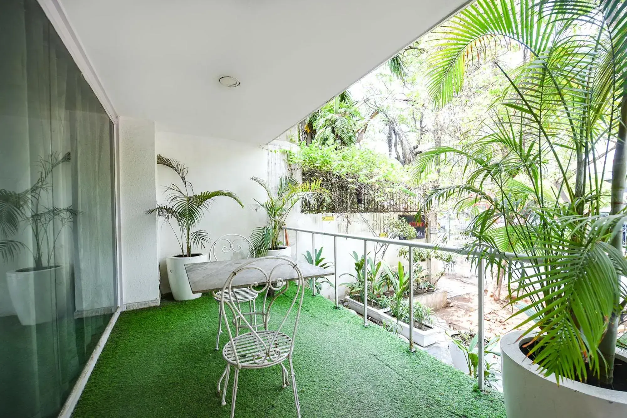 Balcony/Terrace in FabHotel NFC II Balcony/Terrace in FabHotel NFC II