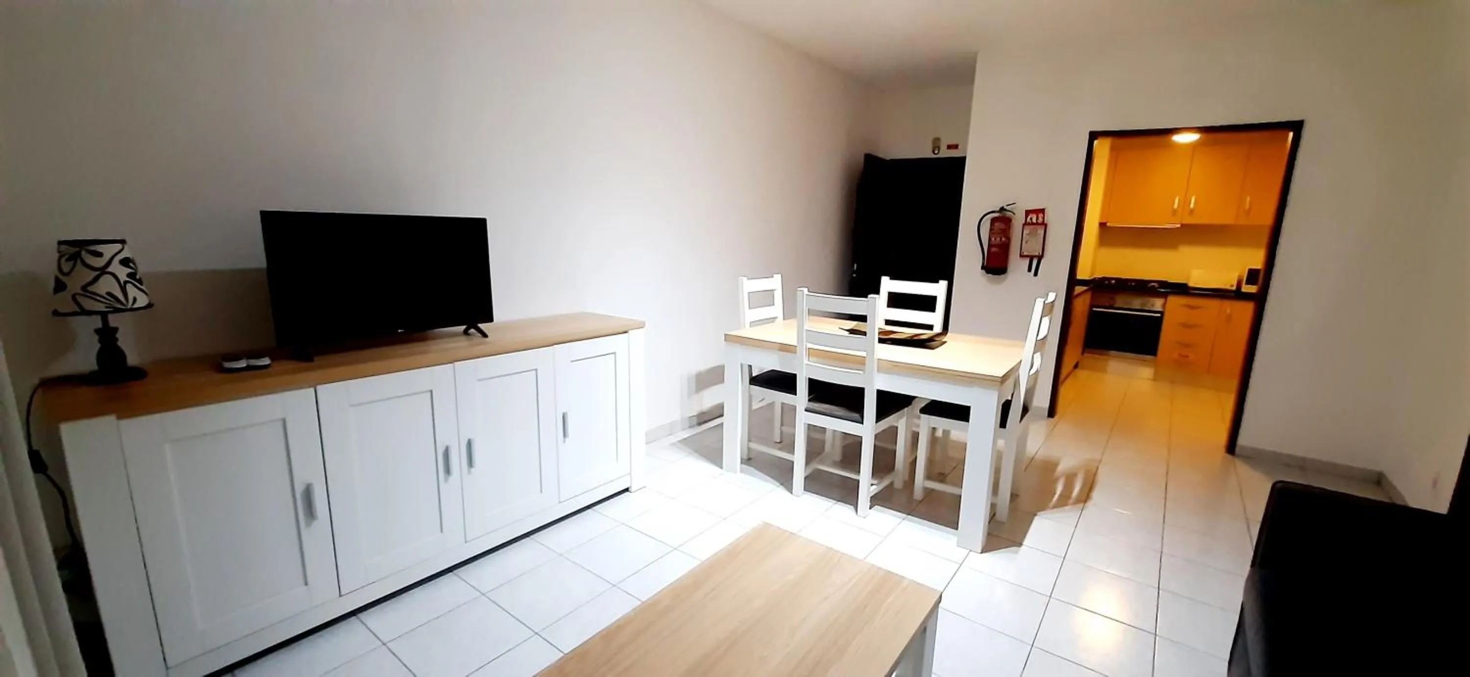 Living room in Torres Mira Praia by Garvetur