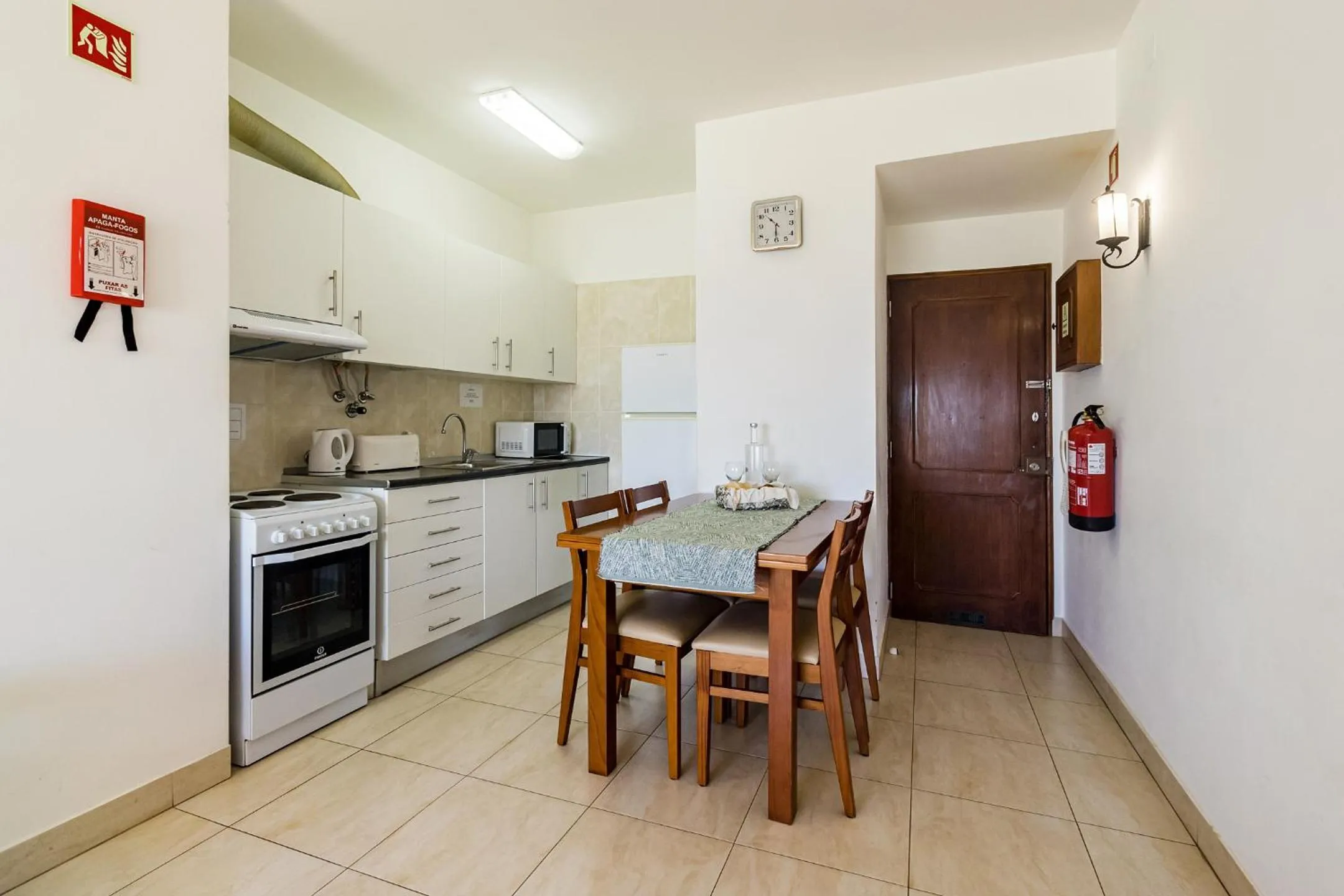 kitchen in Torres Mira Praia by Garvetur