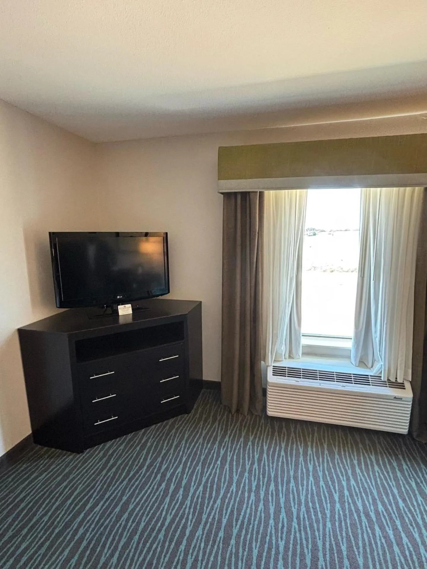 TV and multimedia in Ramada by Wyndham Burkburnett - Wichita Falls